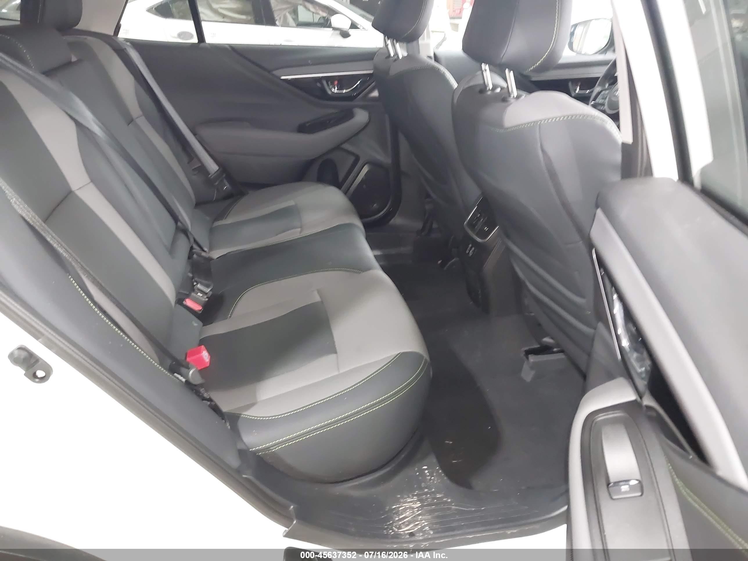 2025 Subaru Outback Onyx Edition White vin: 4S4BTALCXS3157284