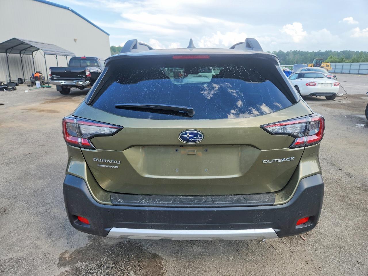 2025 Subaru Outback Limited Green vin: 4S4BTANC0S3178822