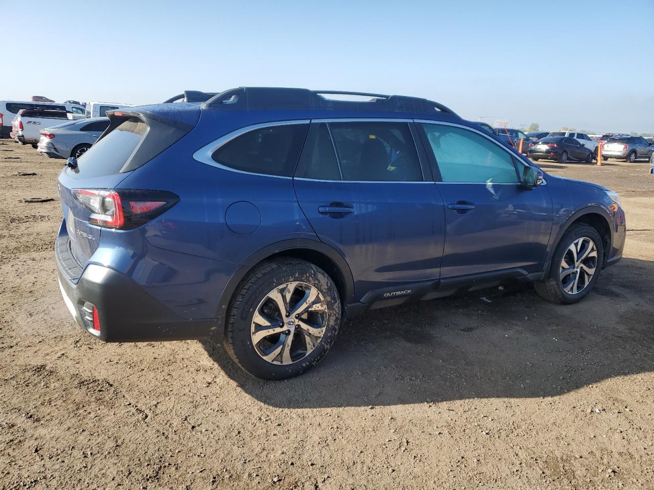2020 Subaru Outback Limited Blue vin: 4S4BTANC2L3255448