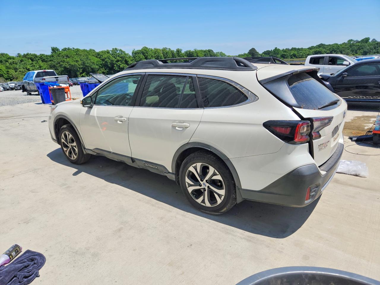 2020 Subaru Outback Limited White vin: 4S4BTANC4L3115353