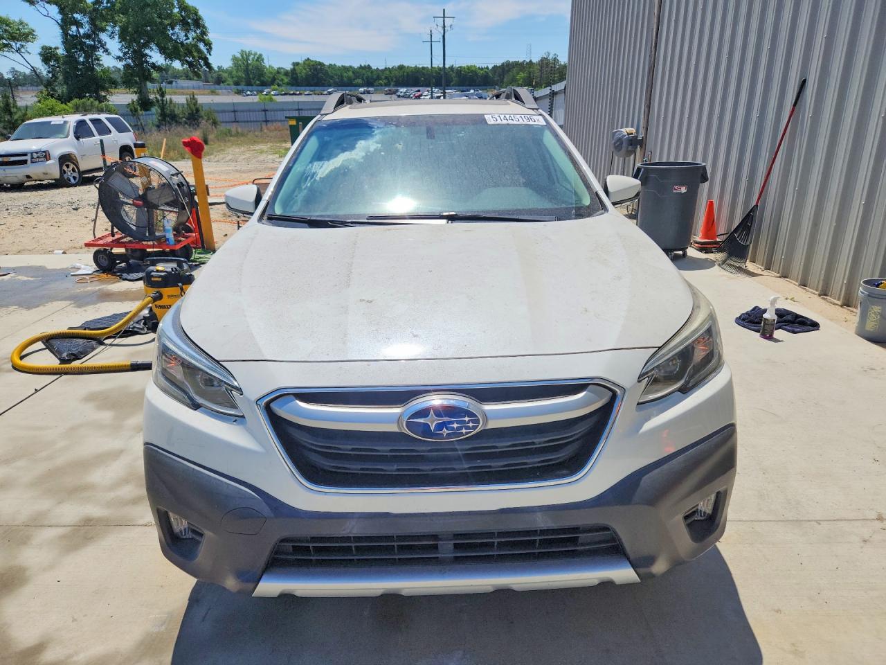 2020 Subaru Outback Limited White vin: 4S4BTANC4L3115353