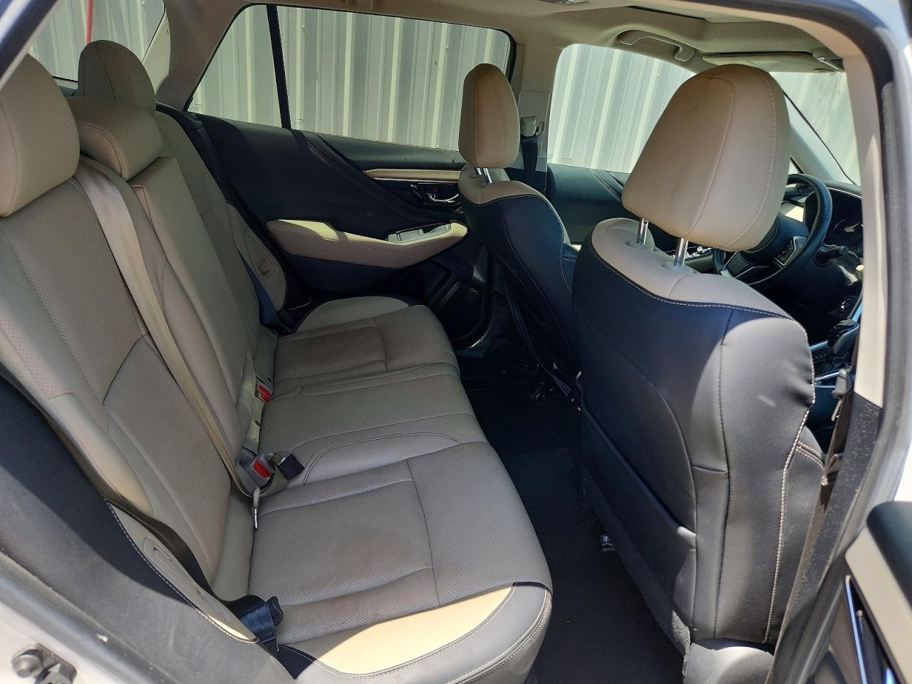 2020 Subaru Outback Limited White vin: 4S4BTANC4L3115353