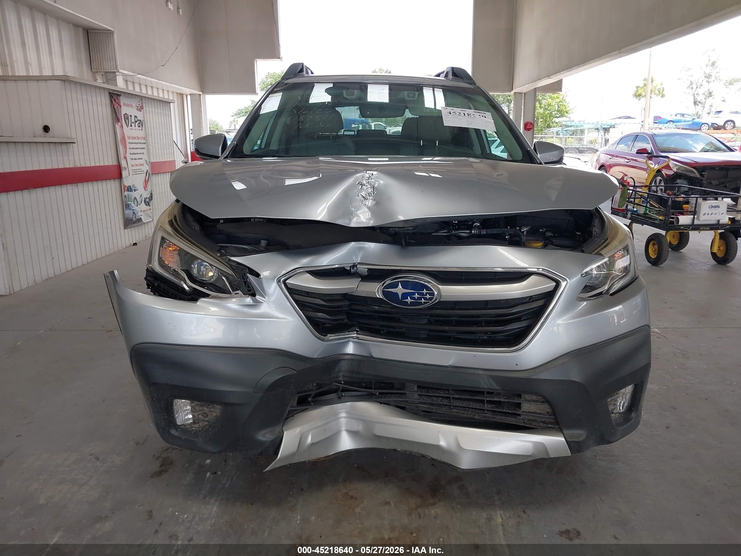 2020 Subaru Outback Limited Серебряный vin: 4S4BTANC4L3187511