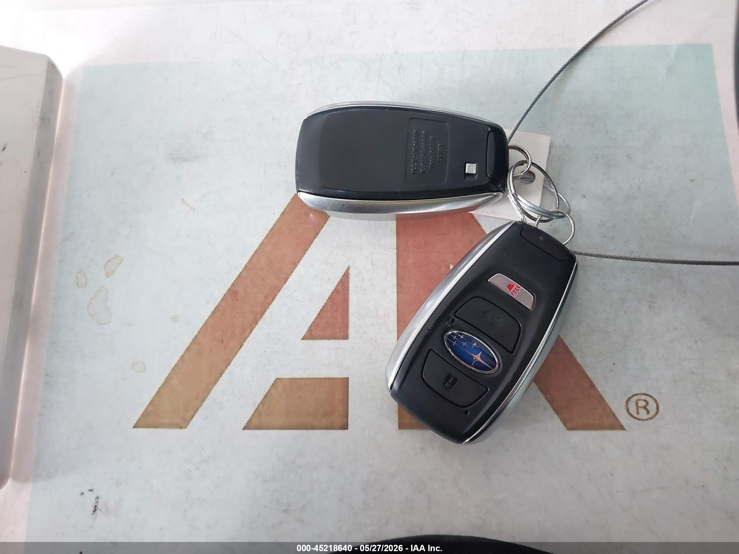 2020 Subaru Outback Limited Серебряный vin: 4S4BTANC4L3187511