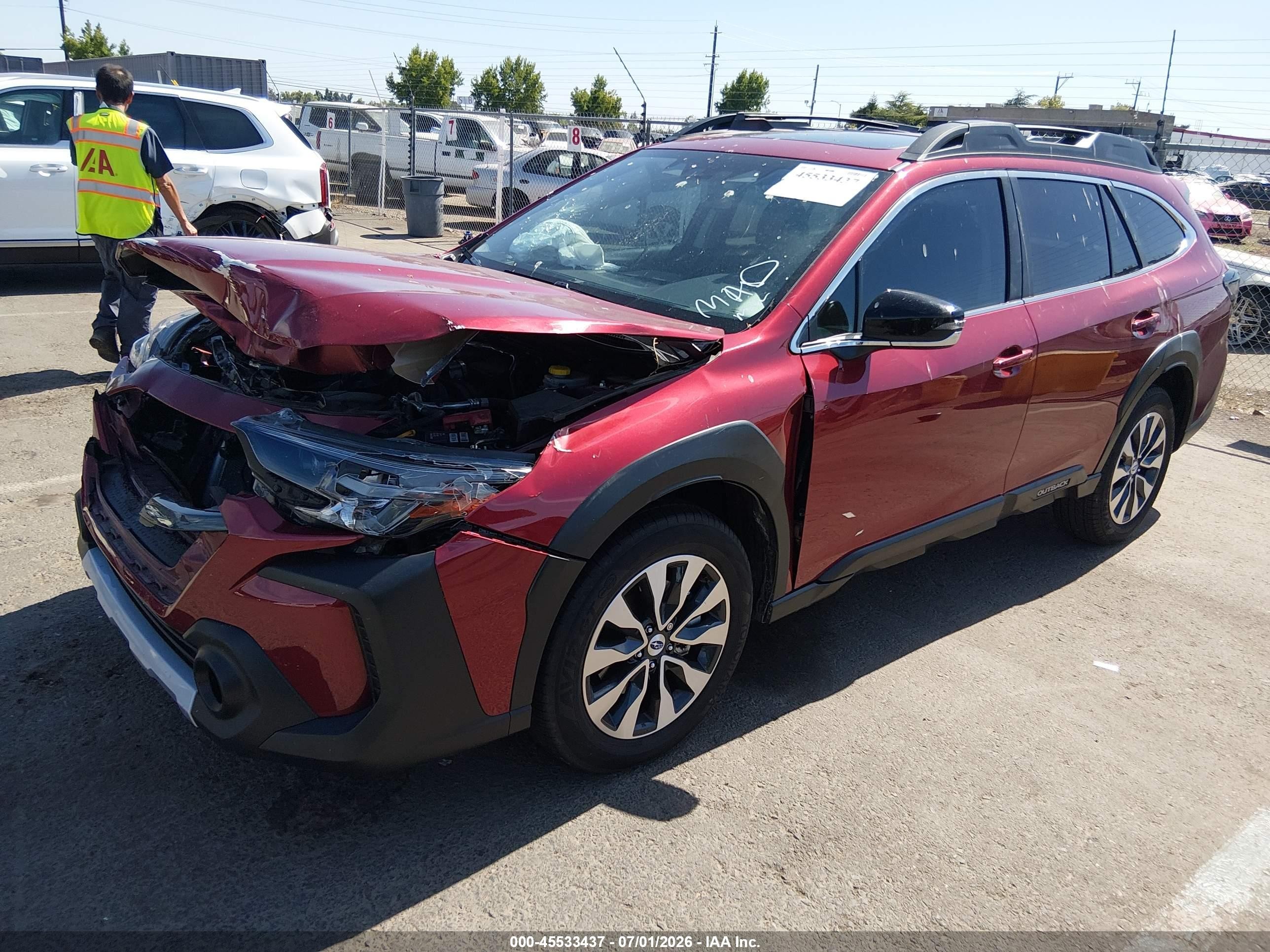 2023 Subaru Outback Limited Red vin: 4S4BTANC5P3159237