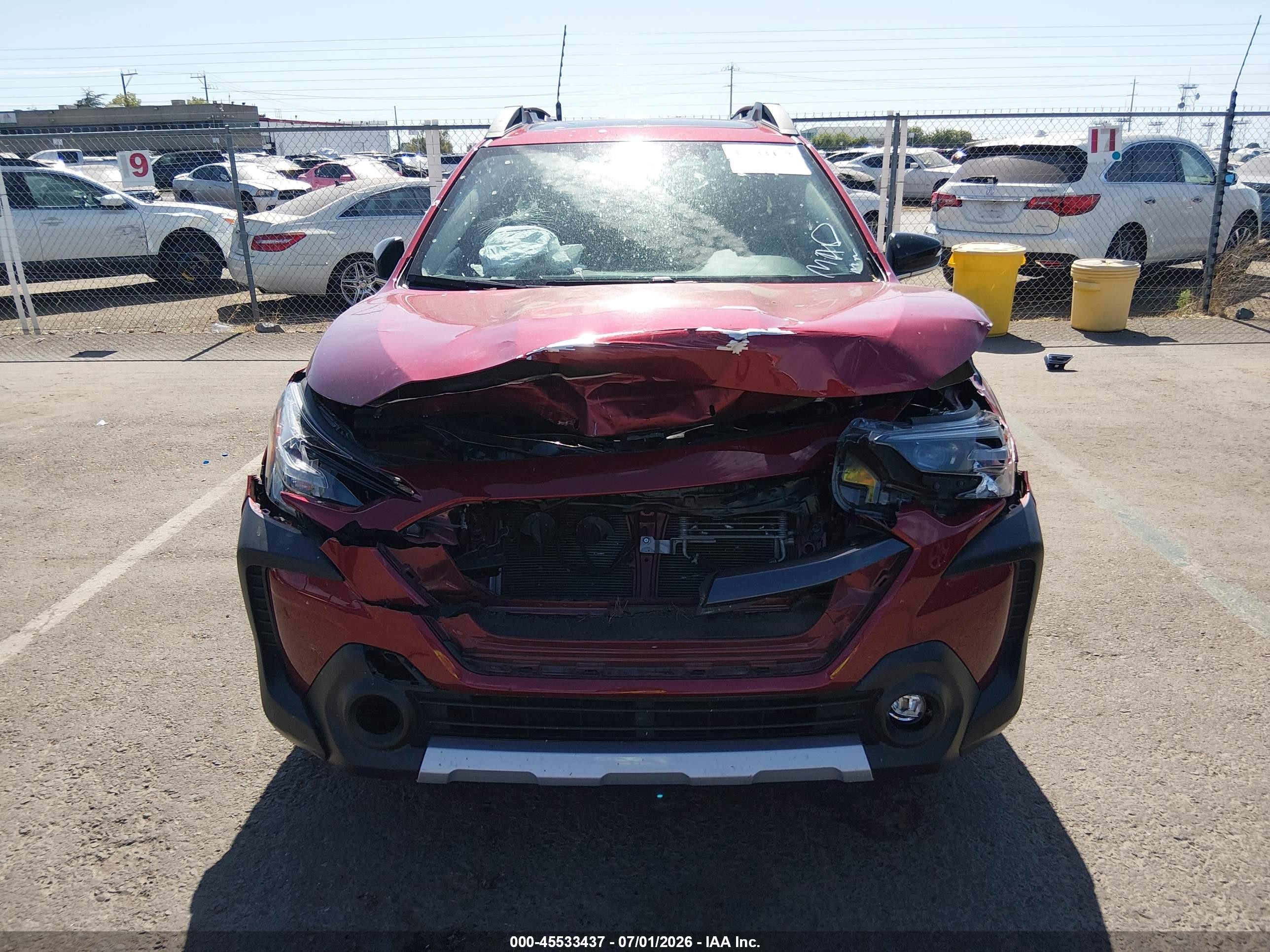 2023 Subaru Outback Limited Red vin: 4S4BTANC5P3159237
