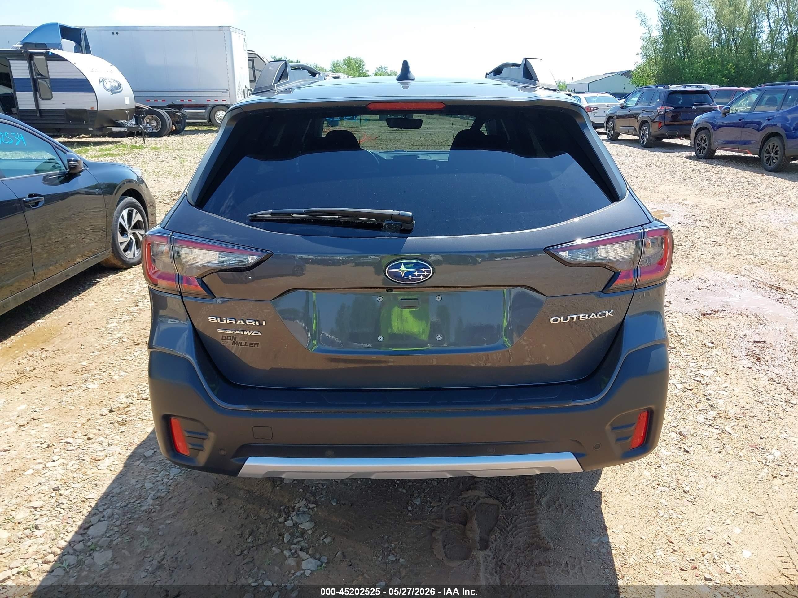 2021 Subaru Outback Limited Gray vin: 4S4BTANC8M3157977