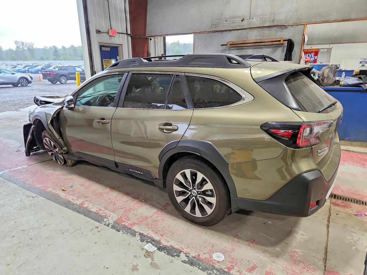 2025 Subaru Outback Limited Зеленый vin: 4S4BTANC8S3283995