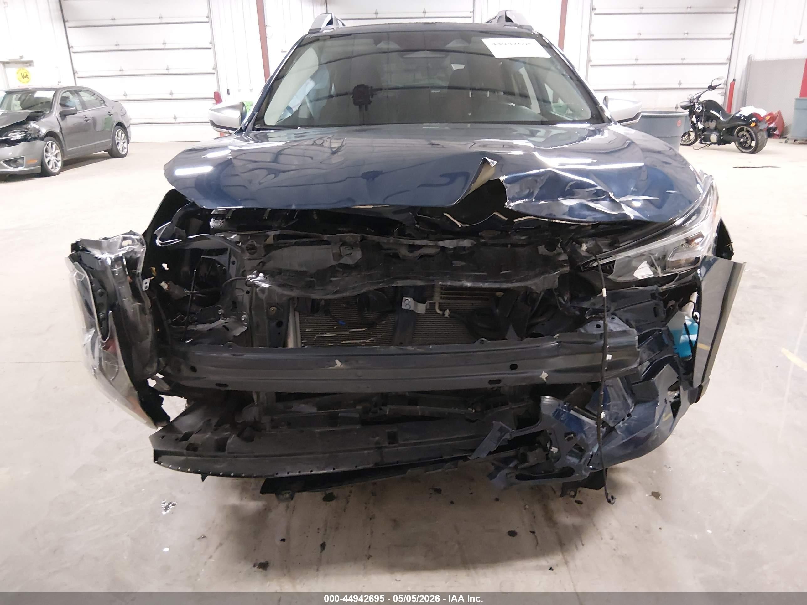 2024 Subaru Outback Touring Blue vin: 4S4BTAPC1R3189478