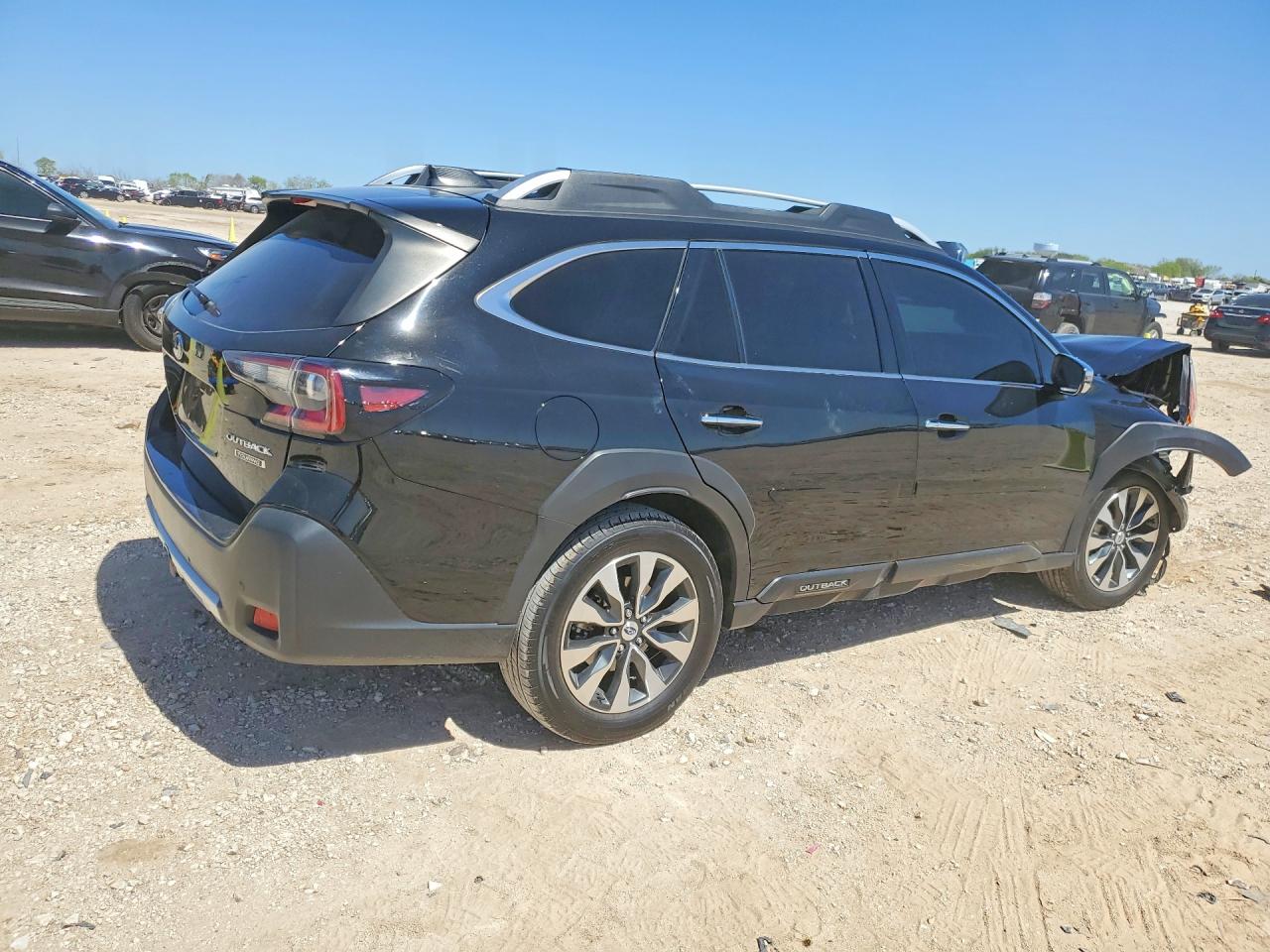 2023 Subaru Outback Touring Black vin: 4S4BTAPC9P3191668