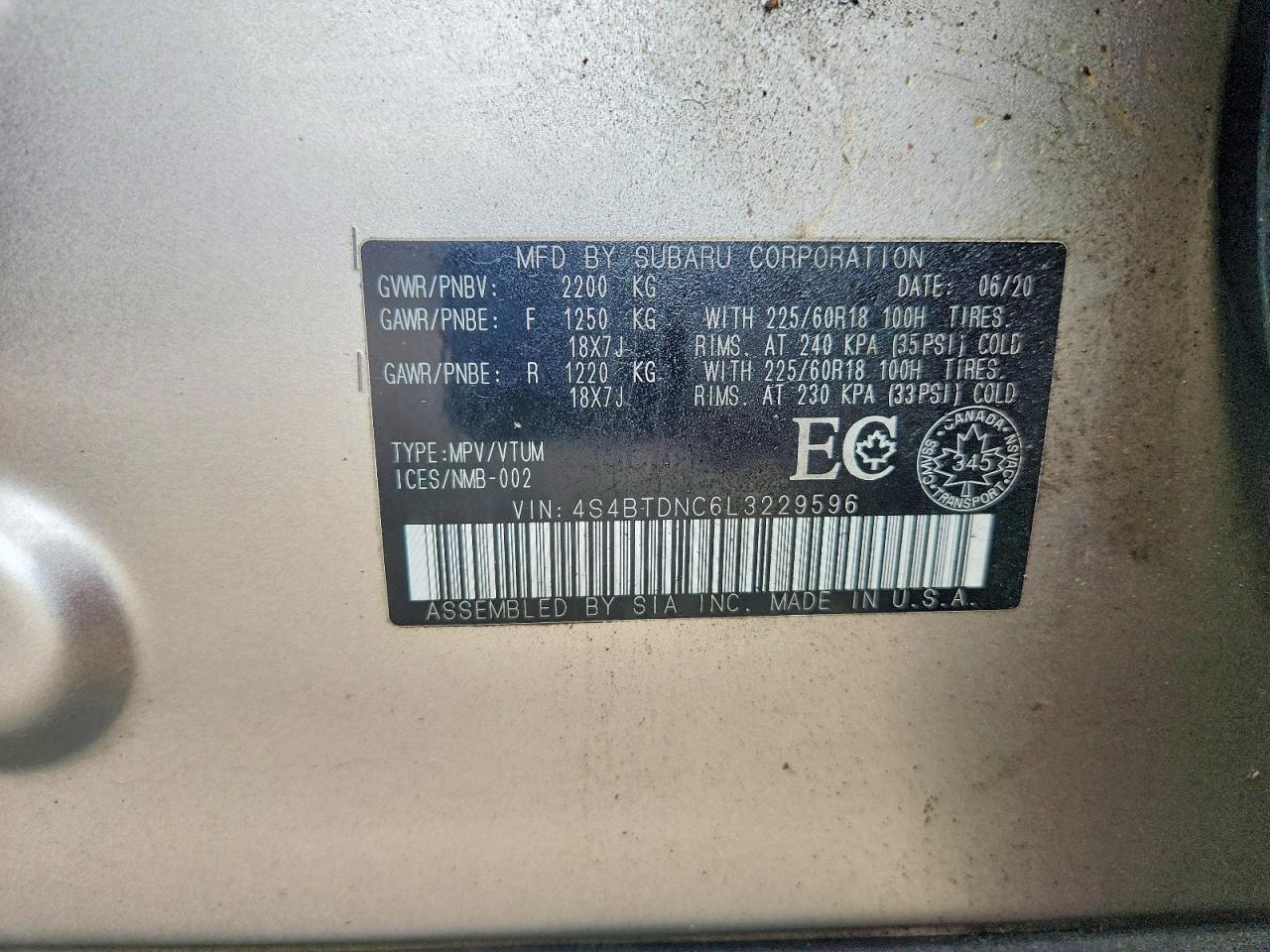 2020 Subaru Outback Limited Silver vin: 4S4BTDNC6L3229596