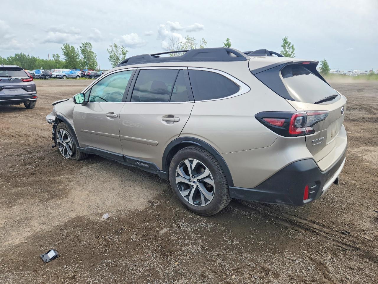 2020 Subaru Outback Limited Silver vin: 4S4BTDNC6L3229596