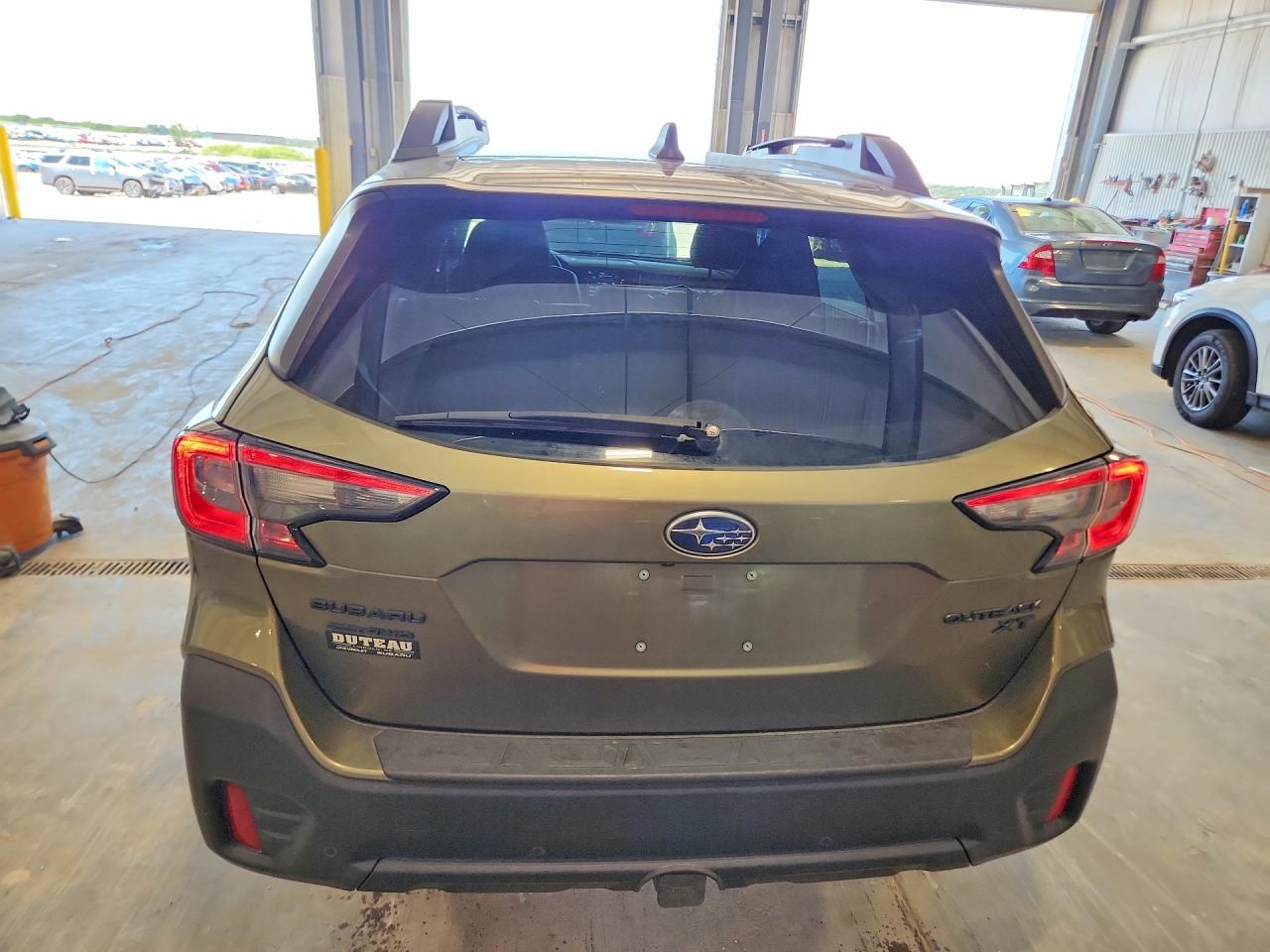 2021 Subaru Outback Onyx Edition Xt Green vin: 4S4BTGLD7M3119221