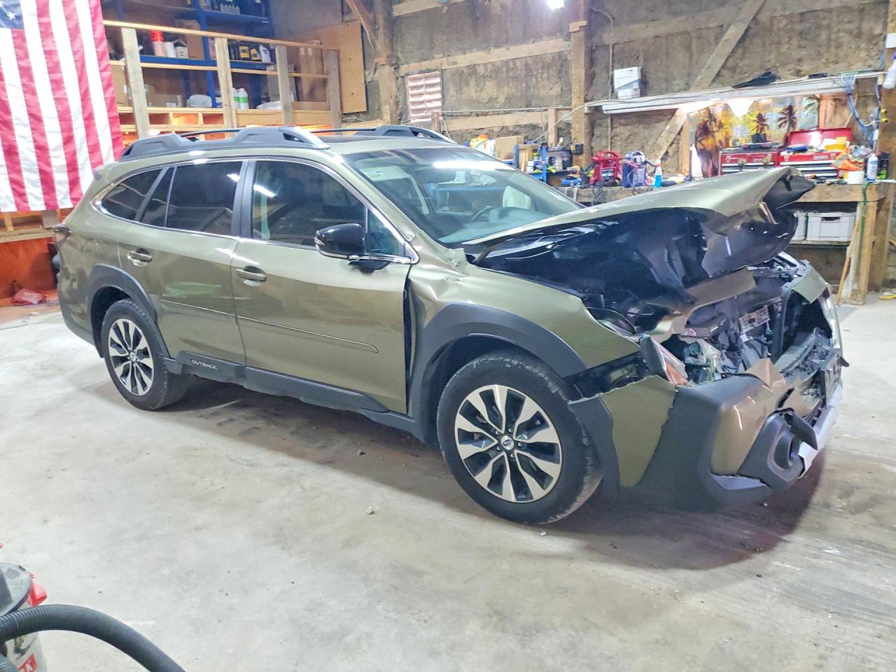 2025 Subaru Outback Limited Xt Green vin: 4S4BTGND2S3183967