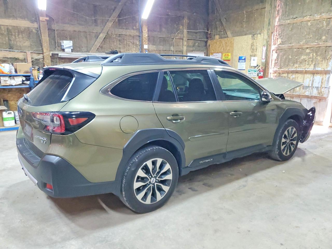 2025 Subaru Outback Limited Xt Green vin: 4S4BTGND2S3183967