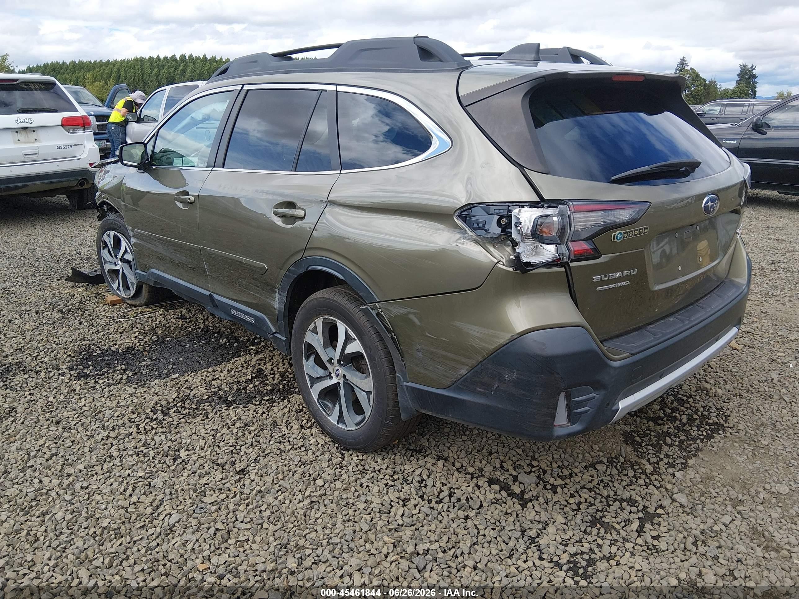 2021 Subaru Outback Limited Xt Green vin: 4S4BTGND3M3170356