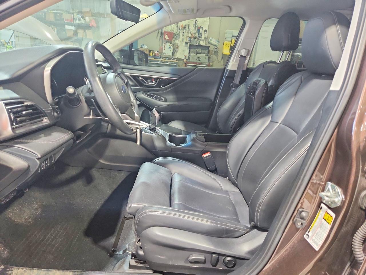 2022 Subaru Outback Limited Xt Brown vin: 4S4BTGND3N3131803