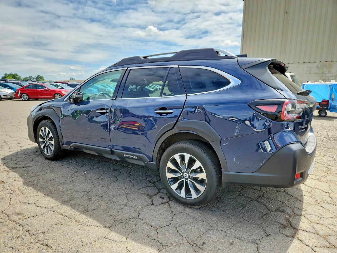 2024 Subaru Outback Touring Blue vin: 4S4BTGPD5R3178463