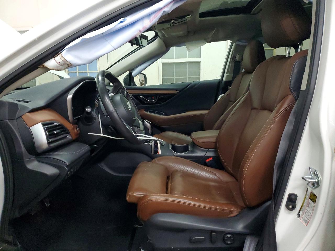 2023 Subaru Outback Touring White vin: 4S4BTGPD6P3155075