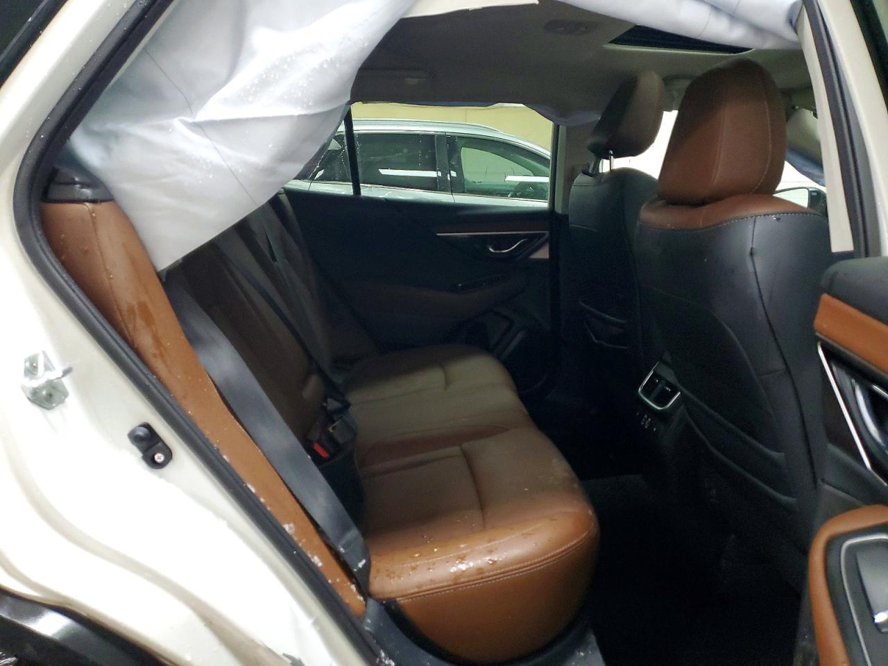 2023 Subaru Outback Touring White vin: 4S4BTGPD6P3155075