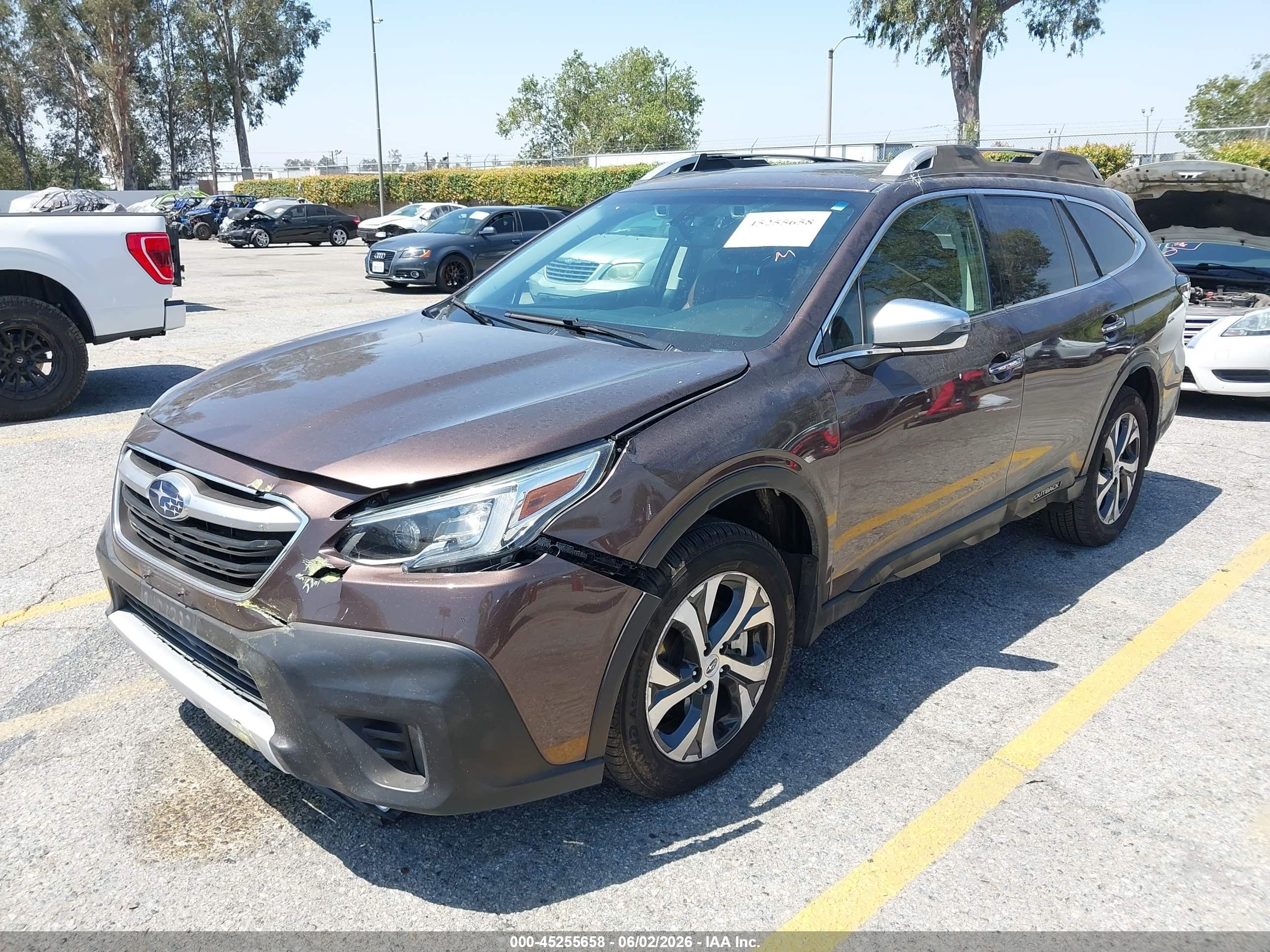 2021 Subaru Outback Touring Xt Brown vin: 4S4BTGPD9M3145703