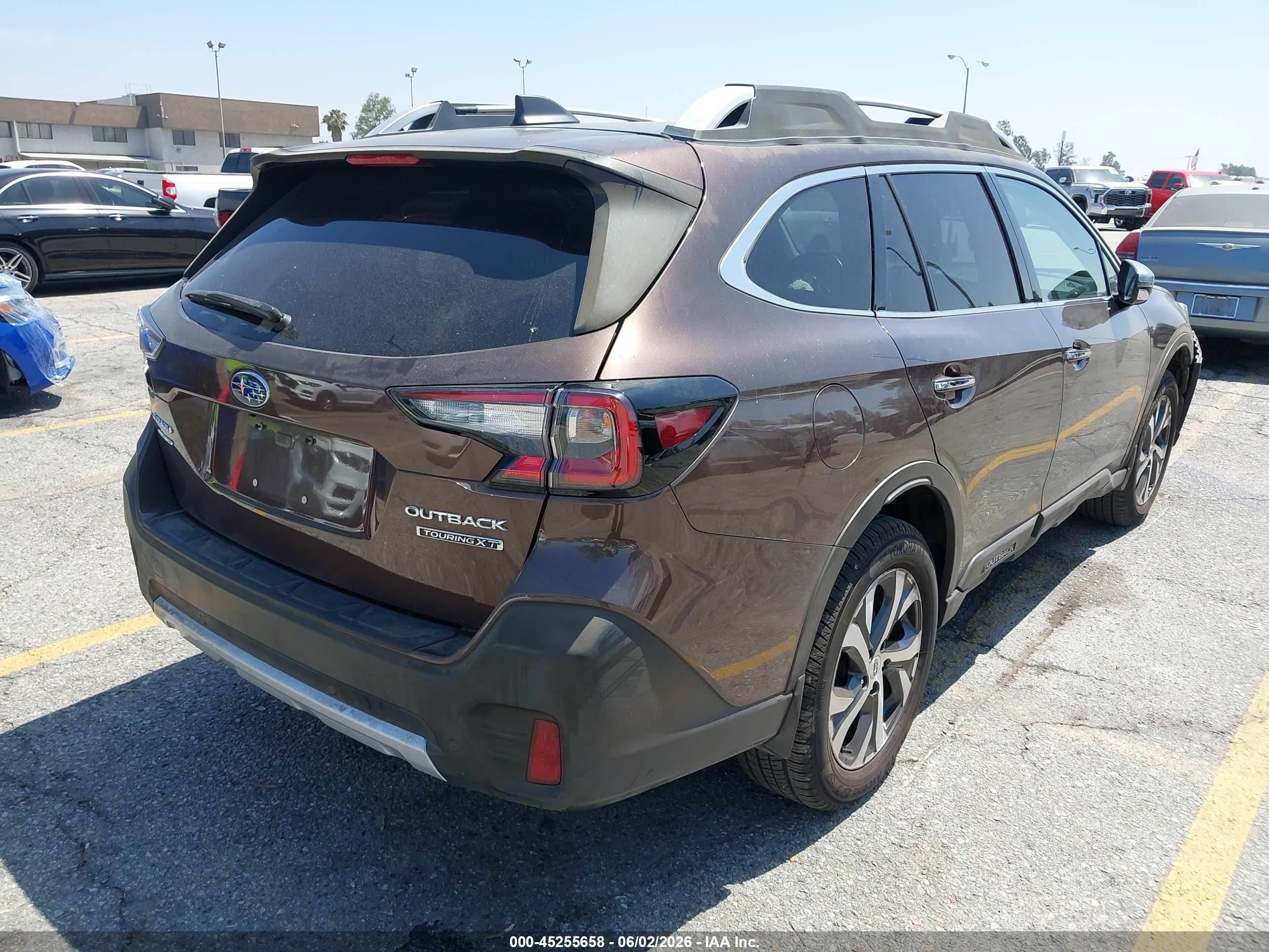 2021 Subaru Outback Touring Xt Brown vin: 4S4BTGPD9M3145703