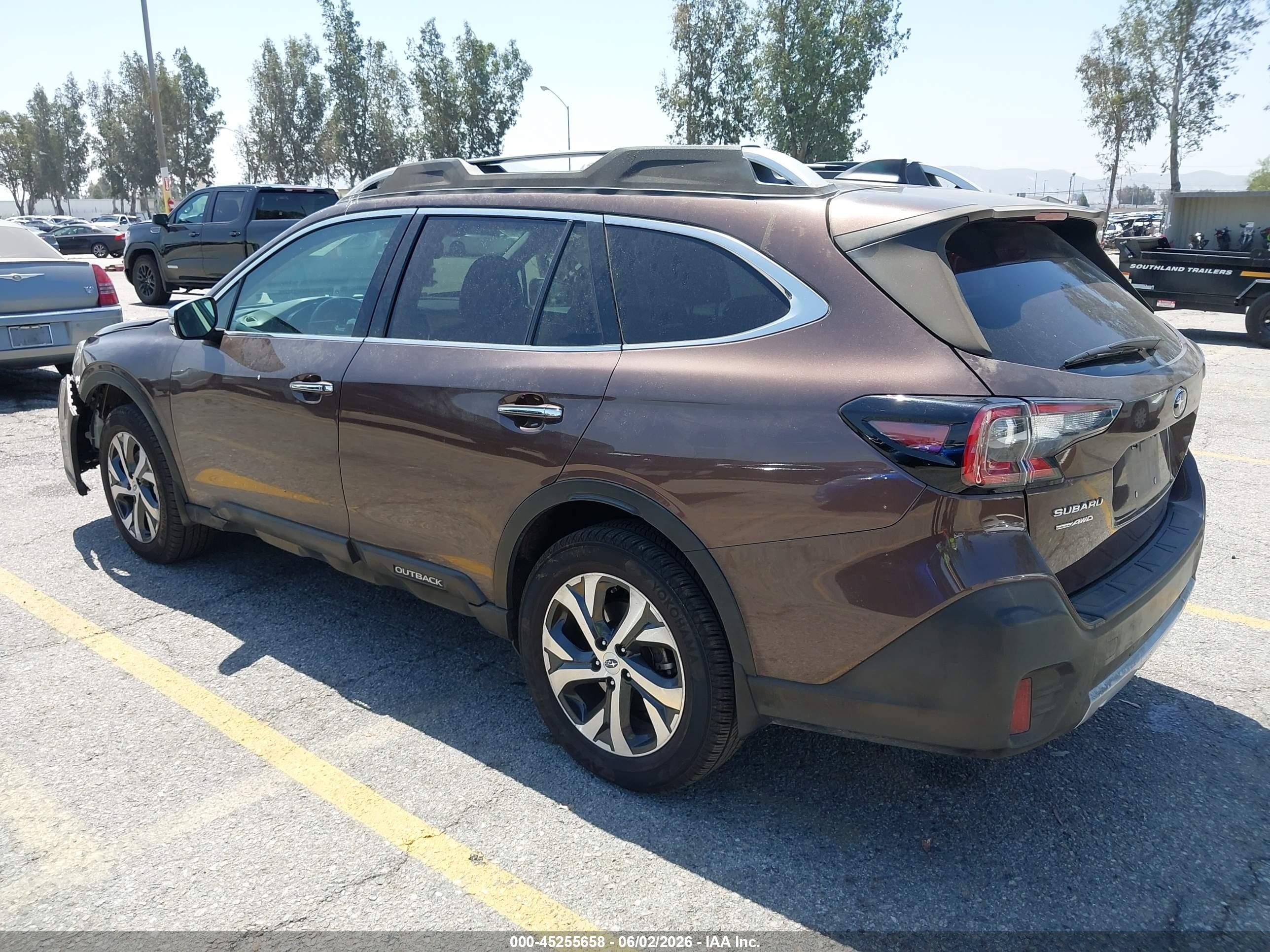 2021 Subaru Outback Touring Xt Brown vin: 4S4BTGPD9M3145703