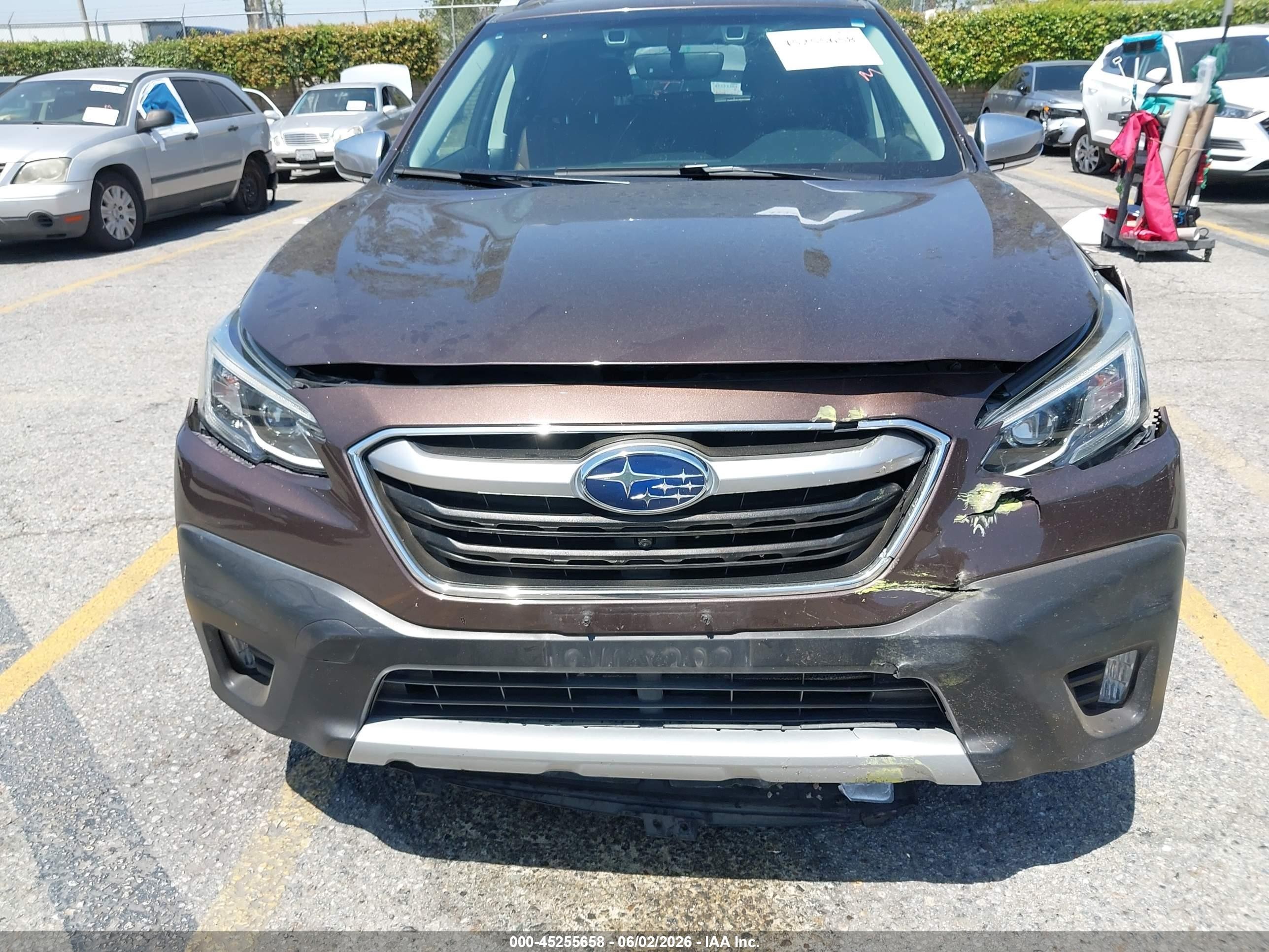 2021 Subaru Outback Touring Xt Brown vin: 4S4BTGPD9M3145703