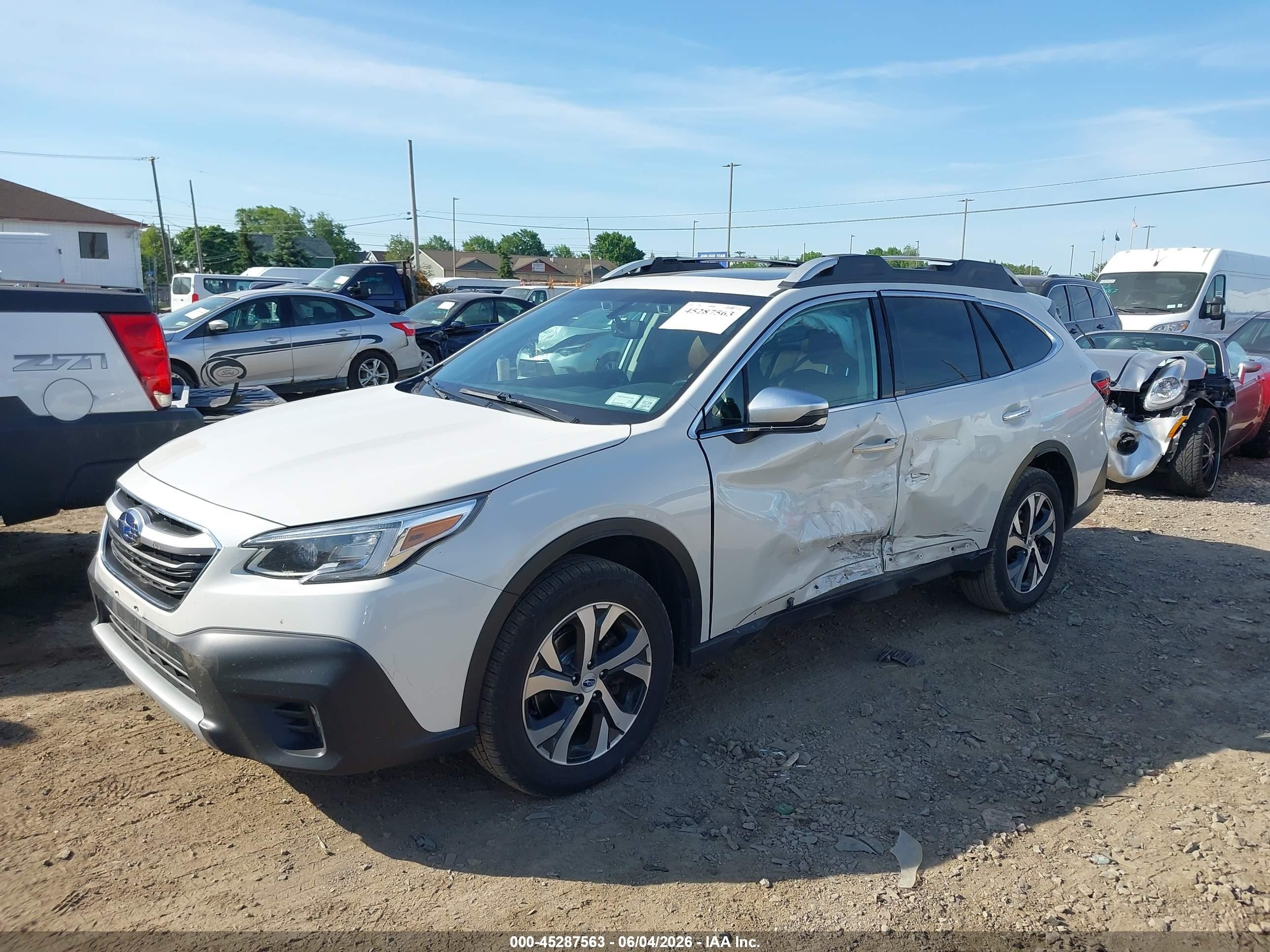 2020 Subaru Outback Touring Xt White vin: 4S4BTGPDXL3221184