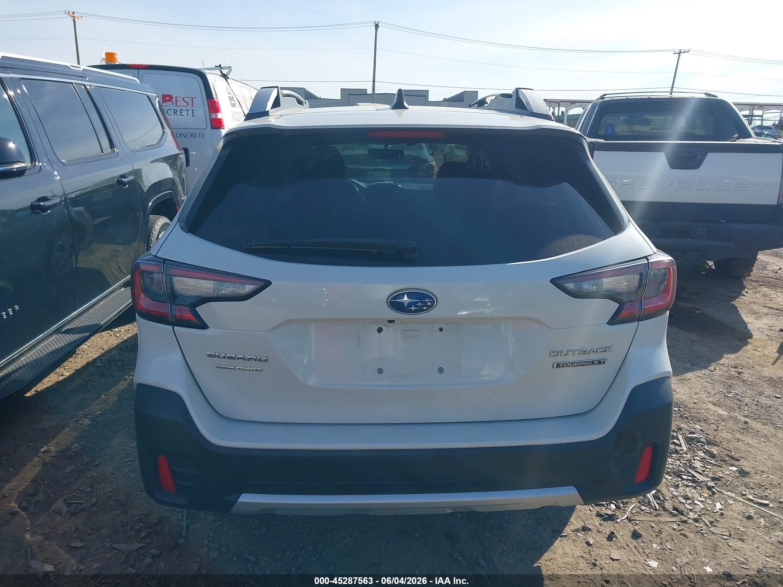 2020 Subaru Outback Touring Xt White vin: 4S4BTGPDXL3221184
