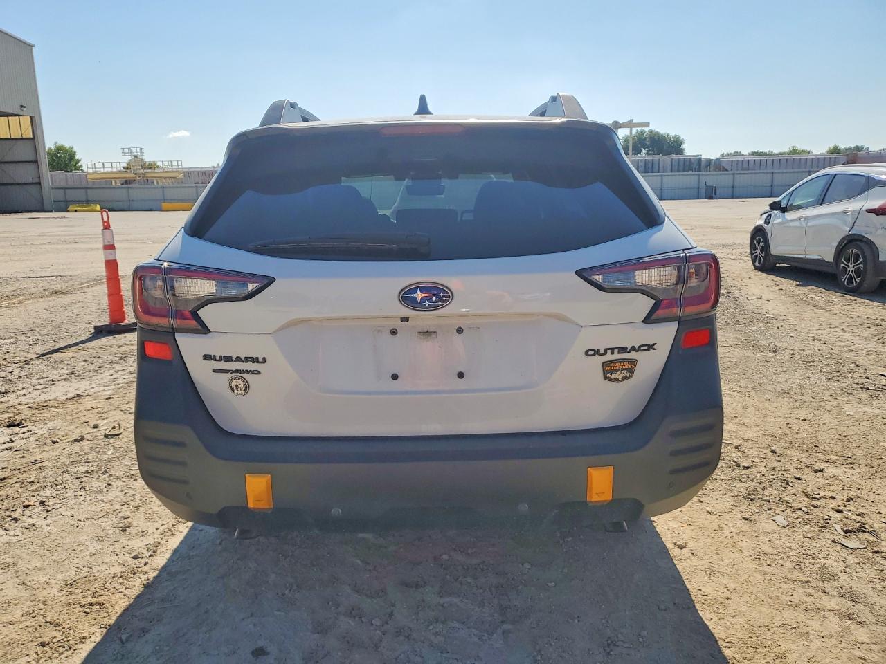 2022 Subaru Outback Wilderness White vin: 4S4BTGUD3N3217629
