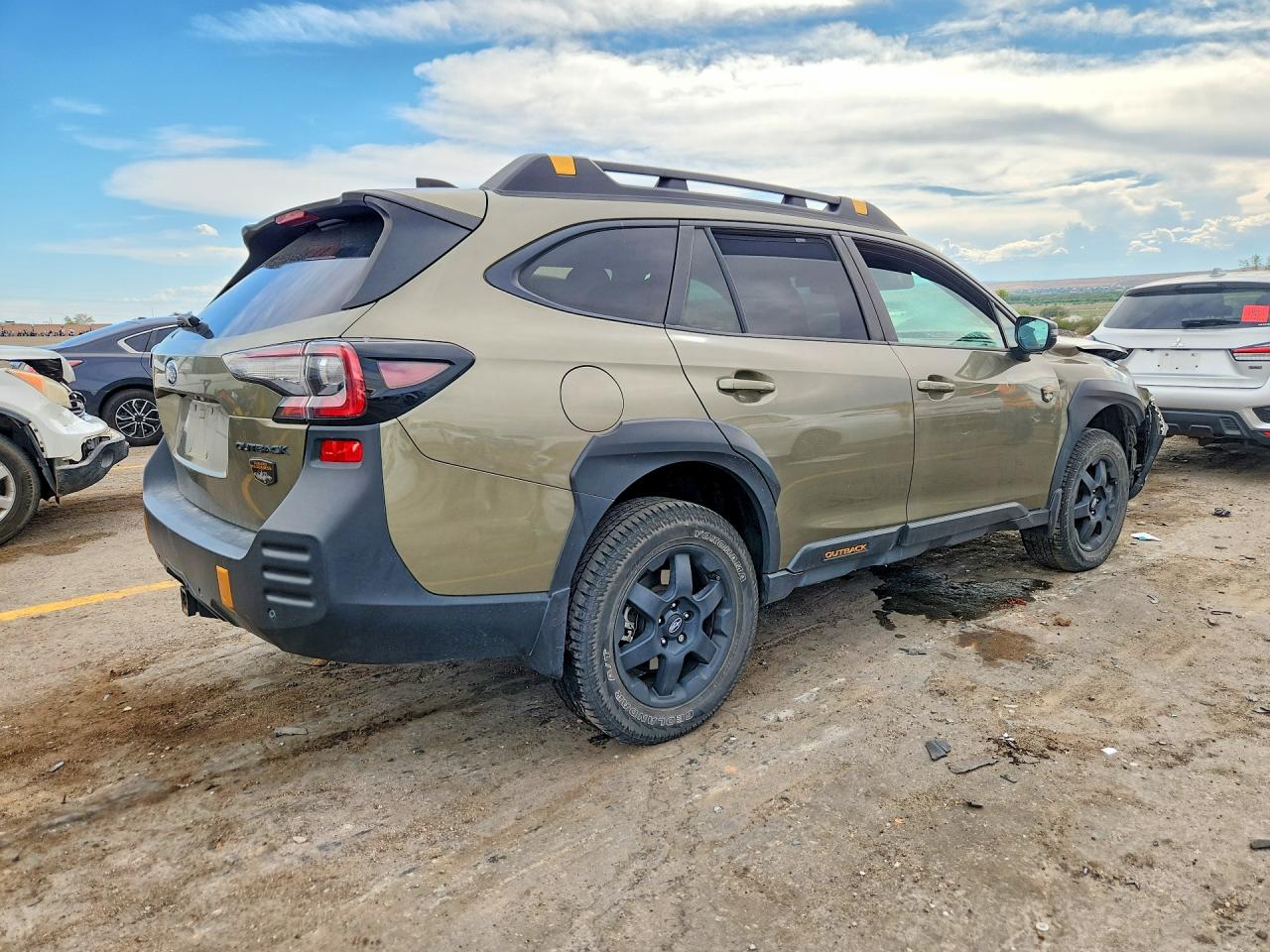 2023 Subaru Outback Wilderness Зеленый vin: 4S4BTGUD8P3183626