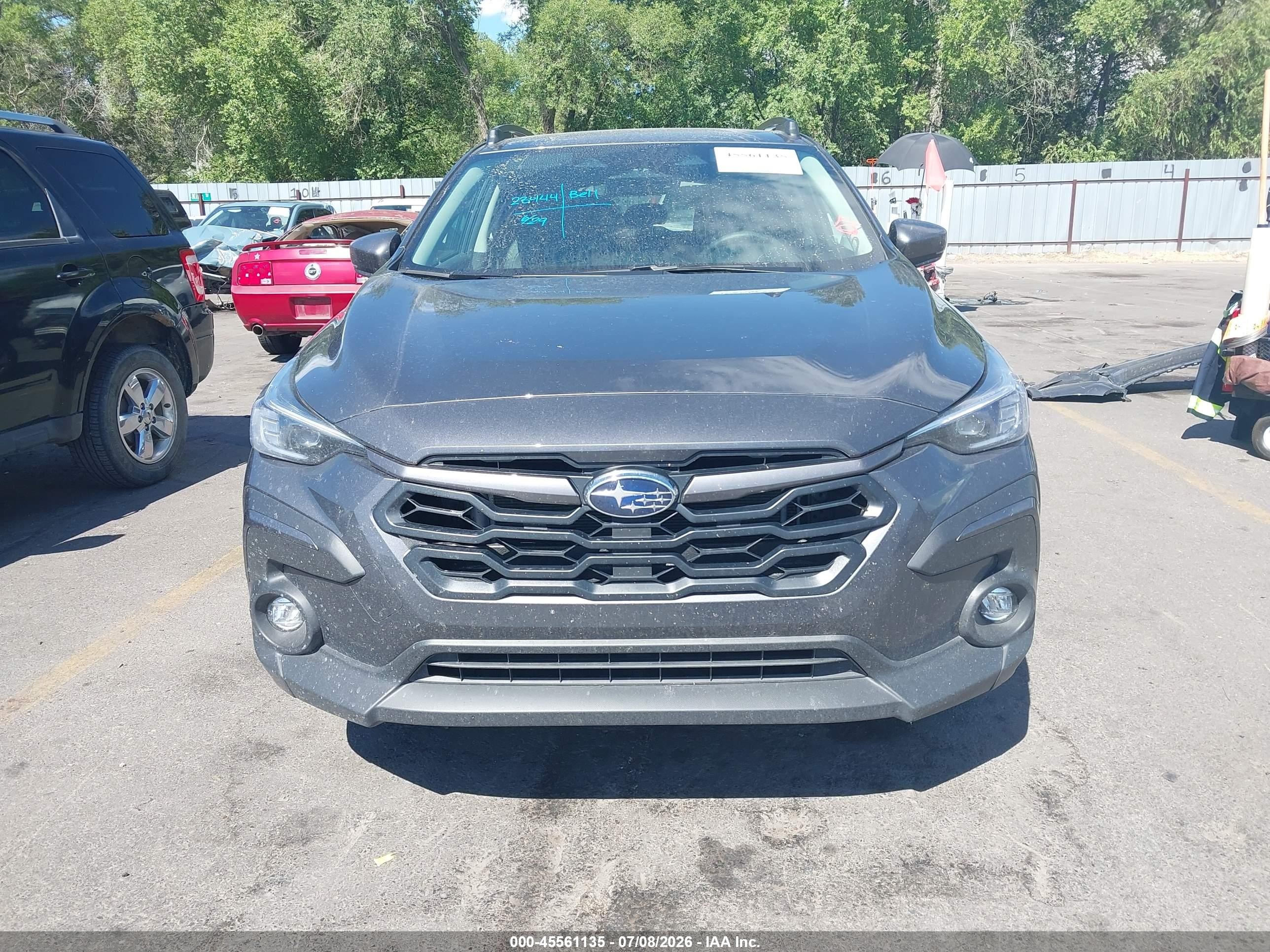 2025 Subaru Crosstrek Limited Gray vin: 4S4GUHL69S3759101