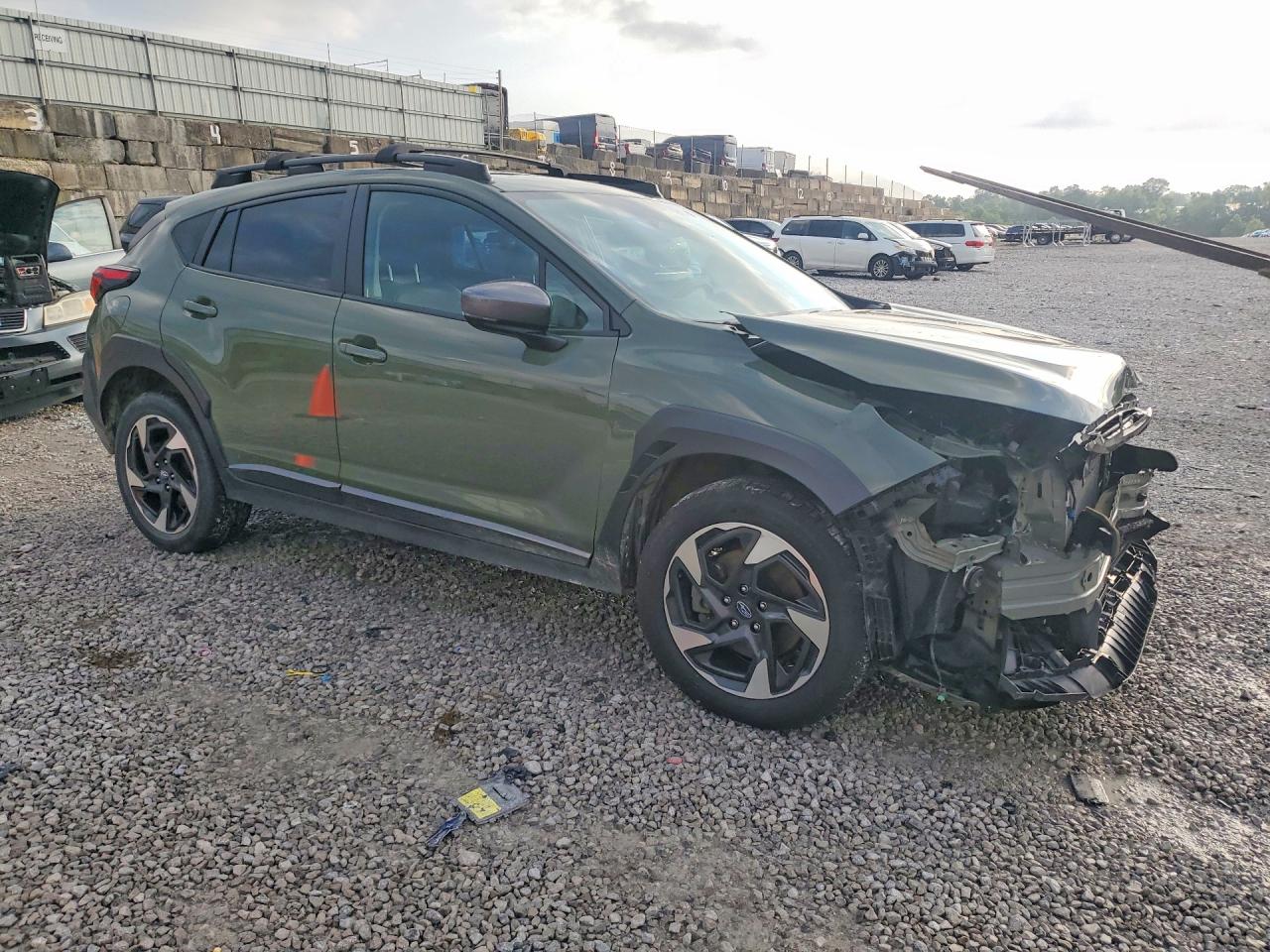 2024 Subaru Crosstrek Limited Green vin: 4S4GUHM61R3820370