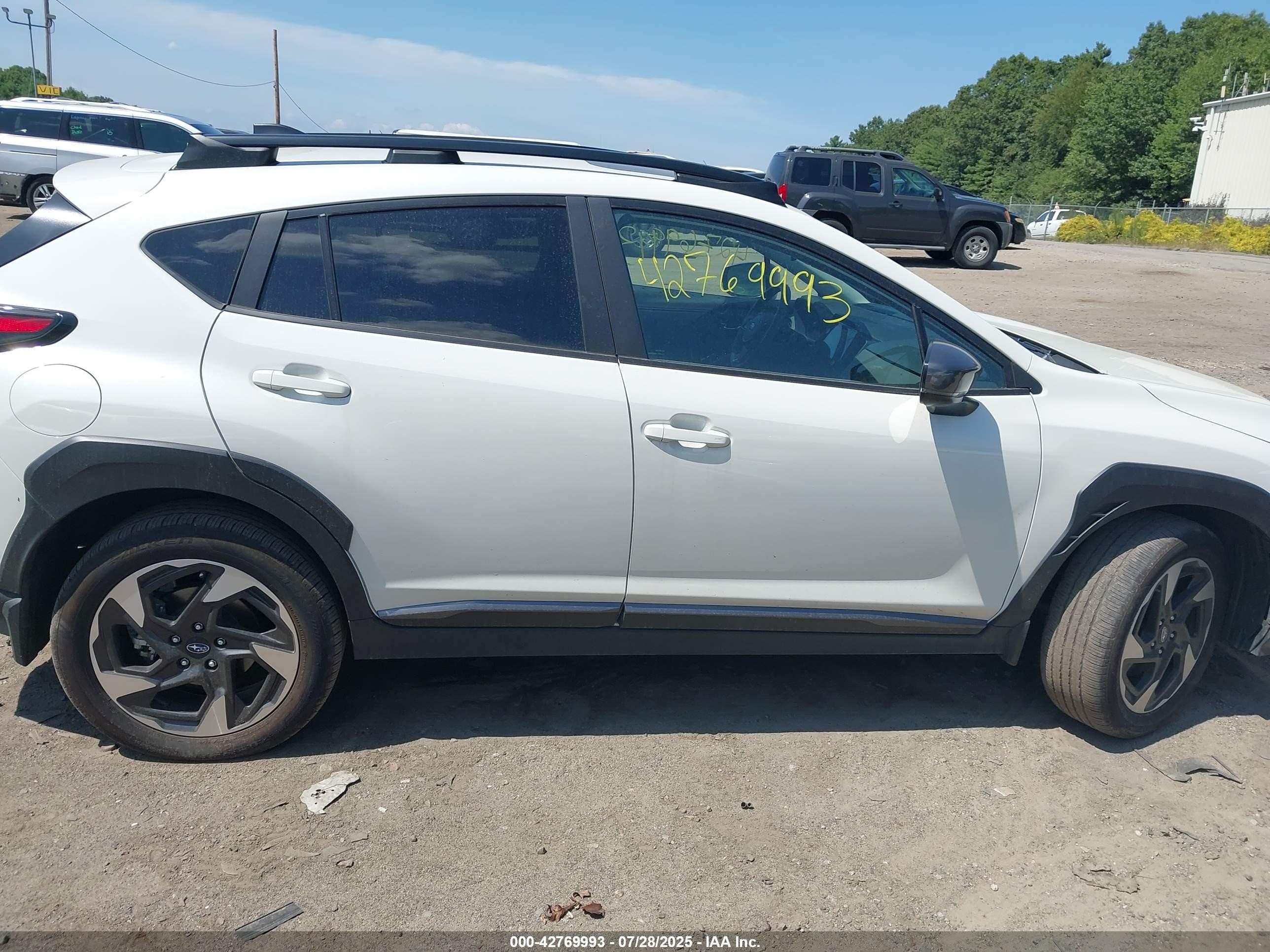 2025 Subaru Crosstrek Limited Белый vin: 4S4GUHM62S3715701