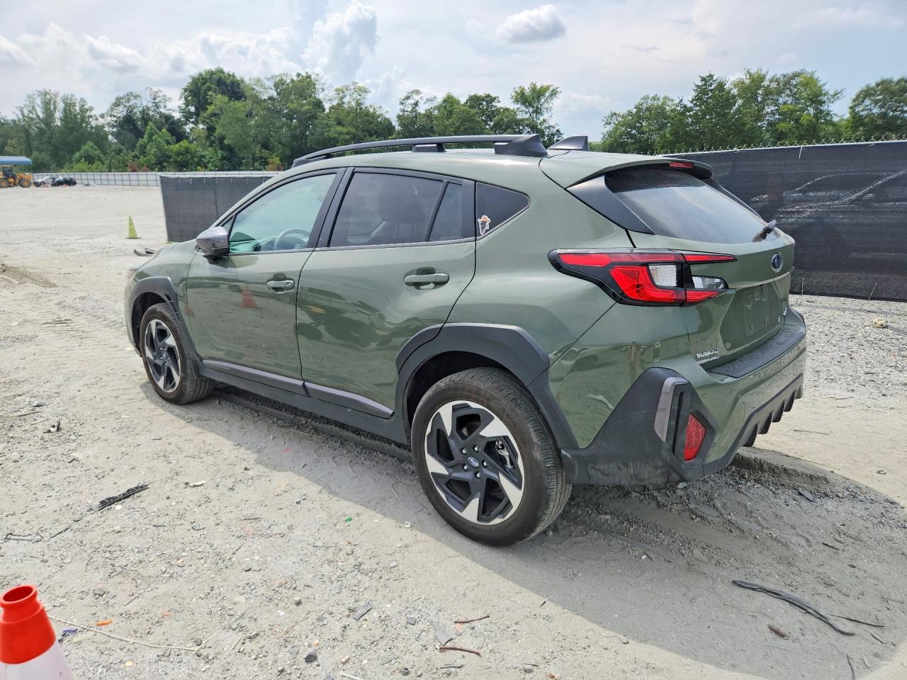 2024 Subaru Crosstrek Limited Green vin: 4S4GUHM64R3825496