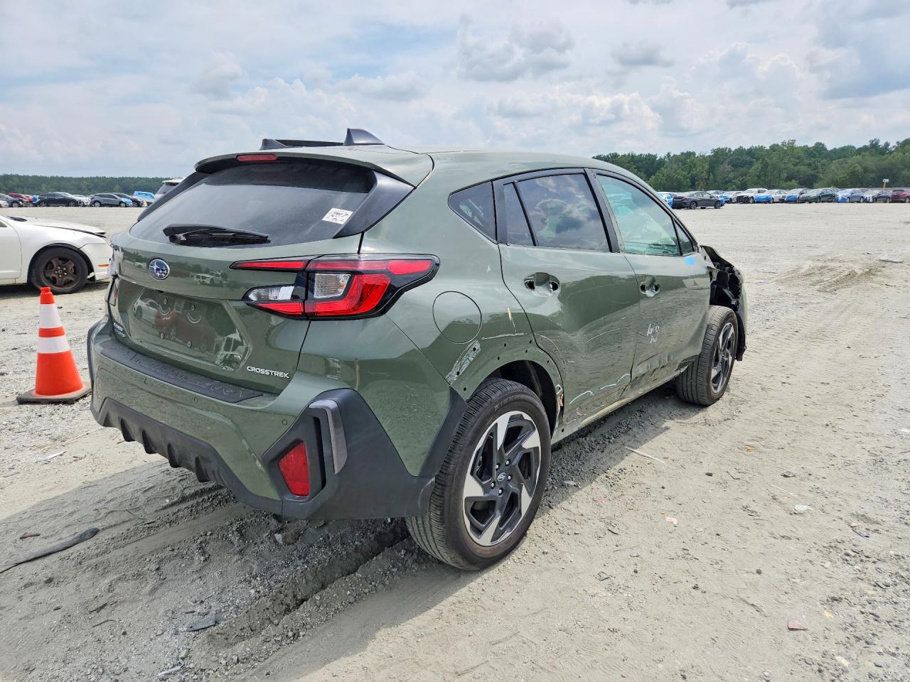 2024 Subaru Crosstrek Limited Green vin: 4S4GUHM64R3825496