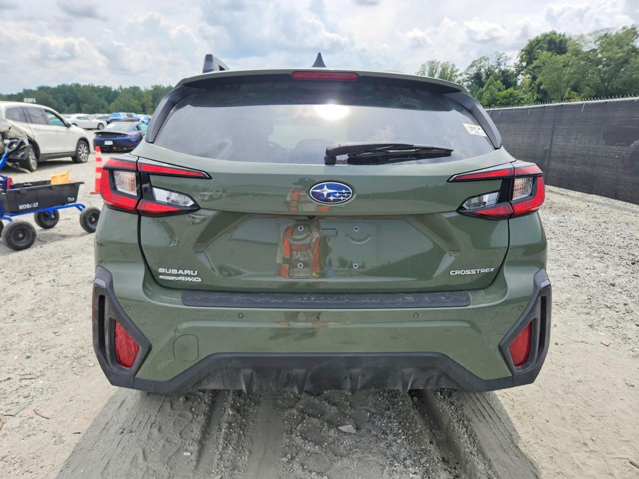 2024 Subaru Crosstrek Limited Green vin: 4S4GUHM64R3825496