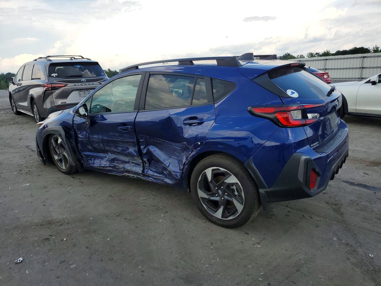 2025 Subaru Crosstrek Limited Blue vin: 4S4GUHM64S3778914