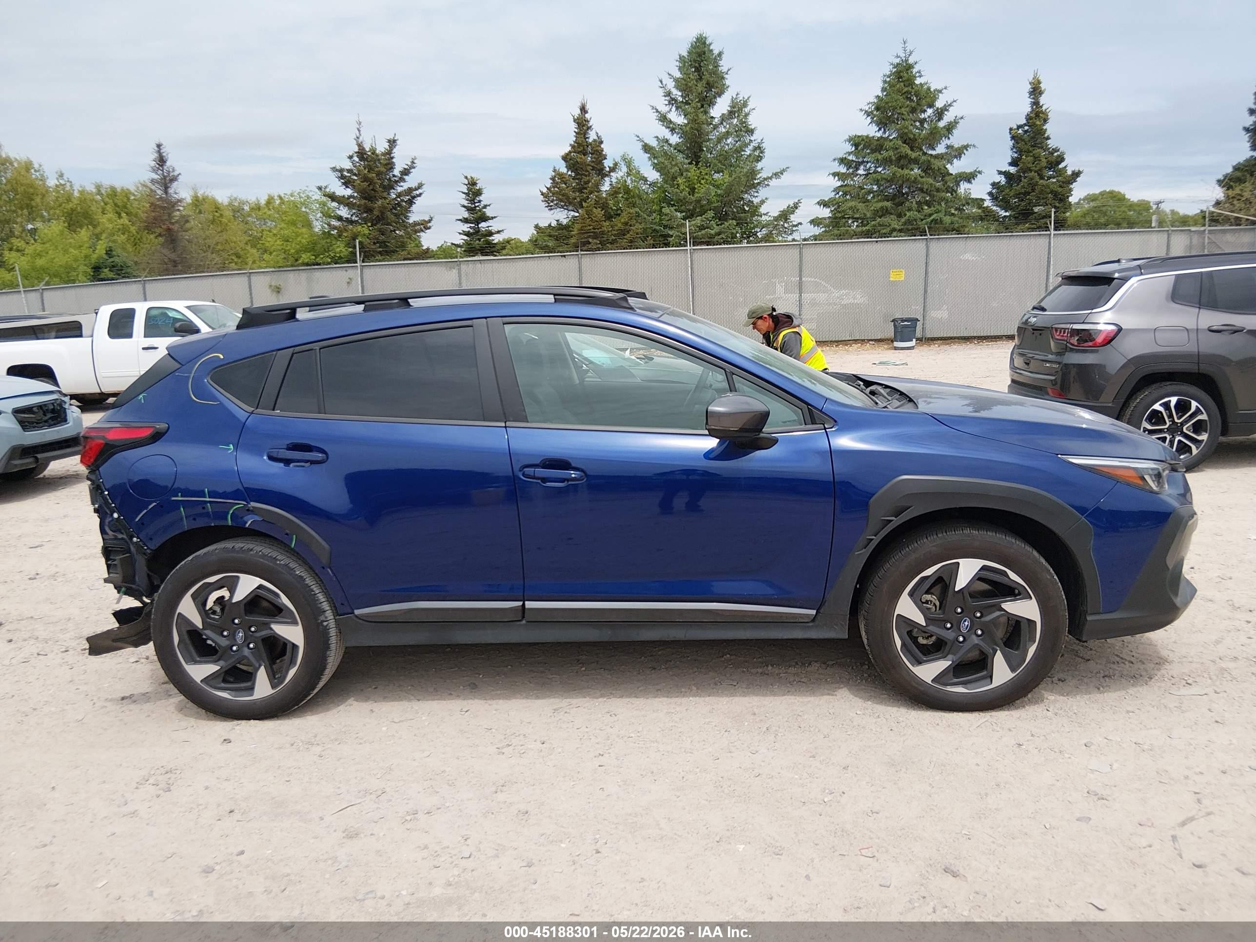 2025 Subaru Crosstrek Limited Blue vin: 4S4GUHM66S3784696