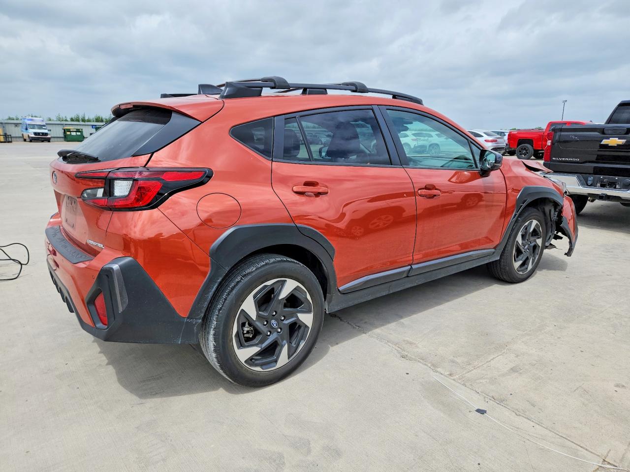 2024 Subaru Crosstrek Limited Оранжевый vin: 4S4GUHN64R3771003