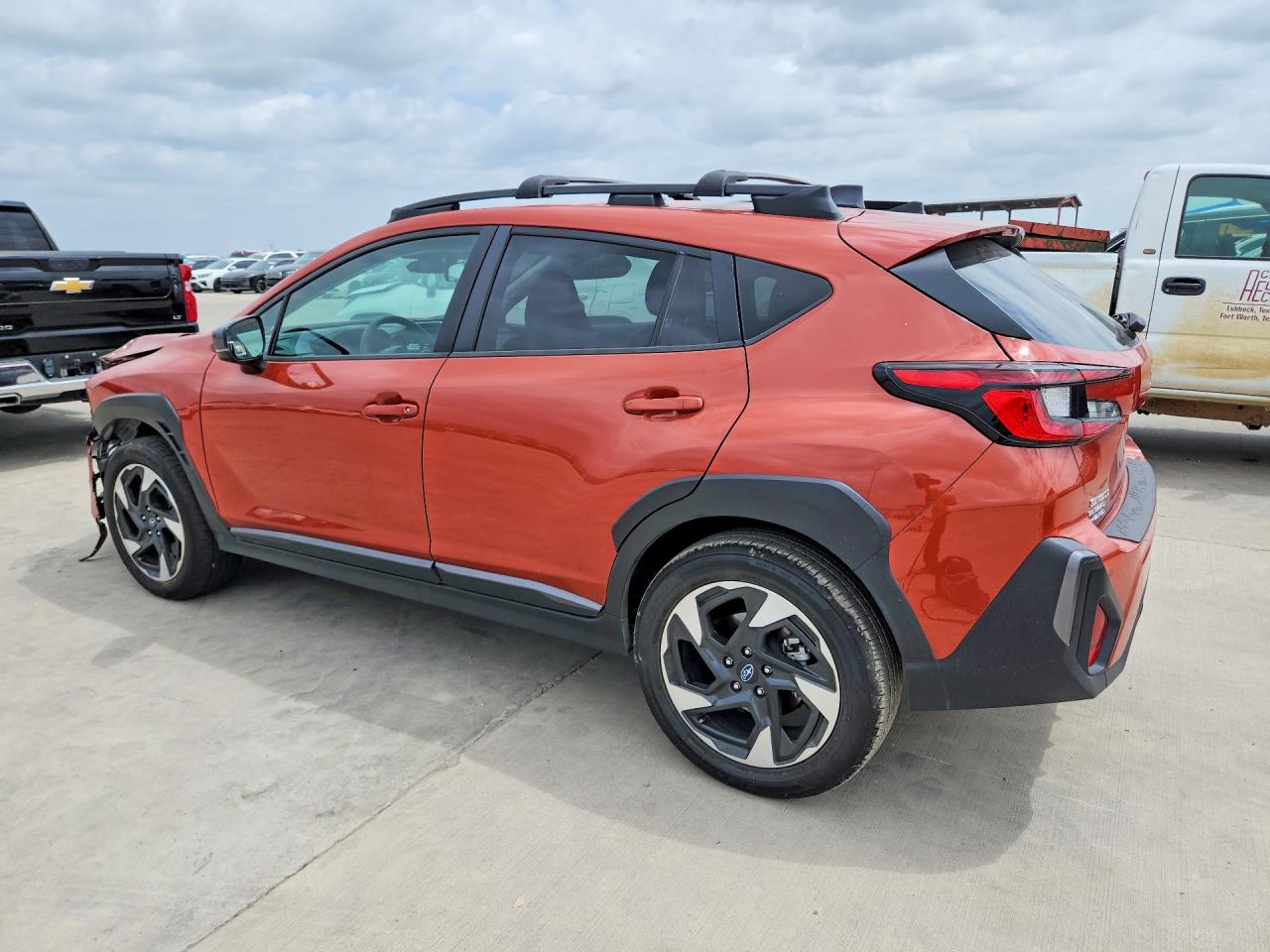 2024 Subaru Crosstrek Limited Оранжевый vin: 4S4GUHN64R3771003