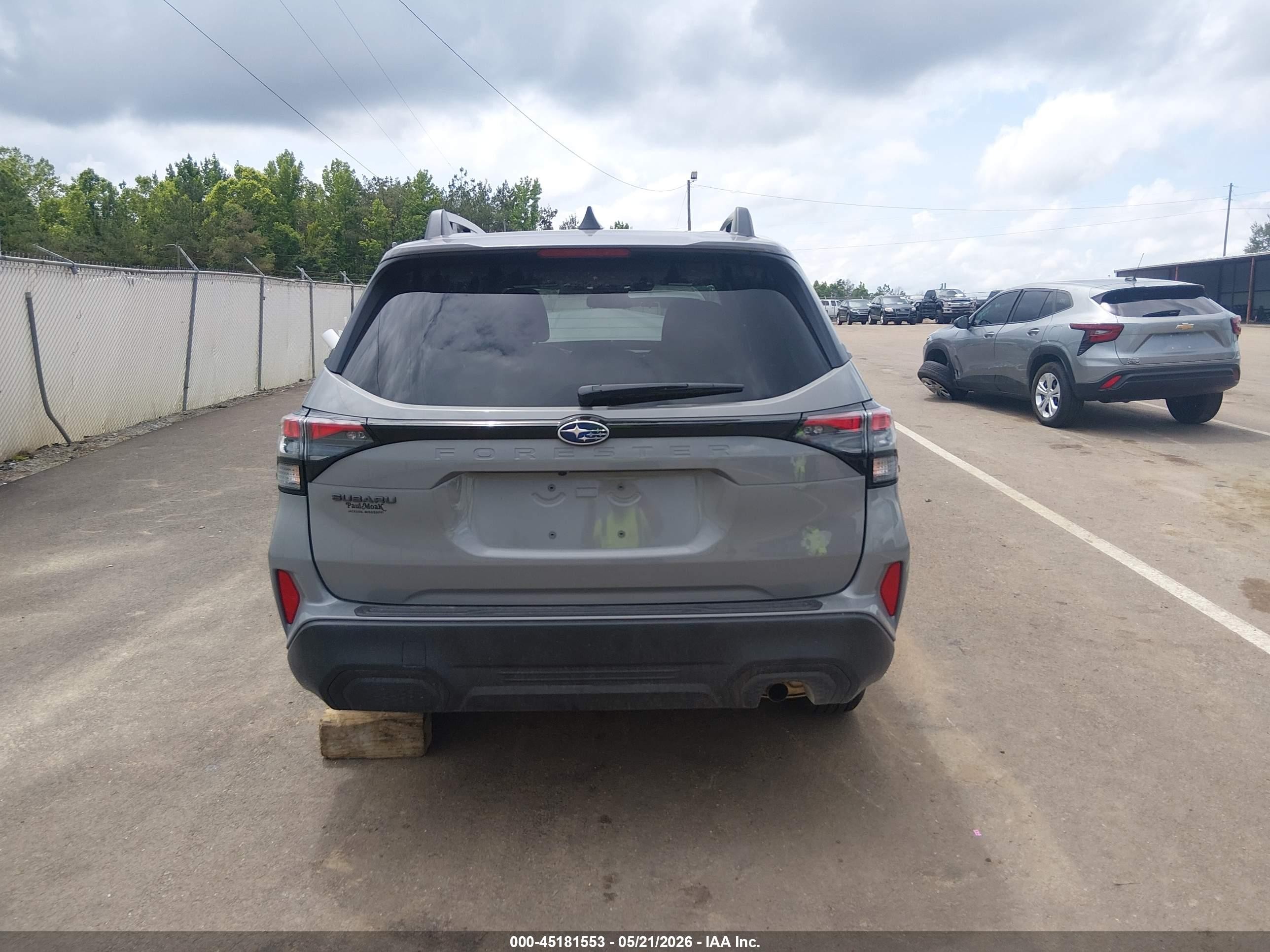 2026 Subaru Forester Premium Серый vin: 4S4SLDD62T3089686