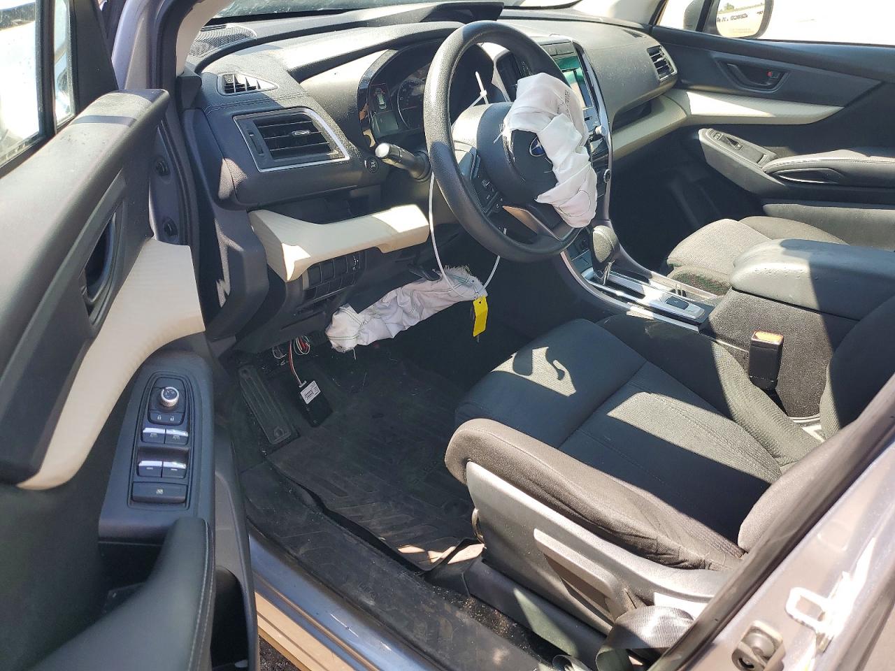 2019 Subaru Ascent Silver vin: 4S4WMAAD2K3421463