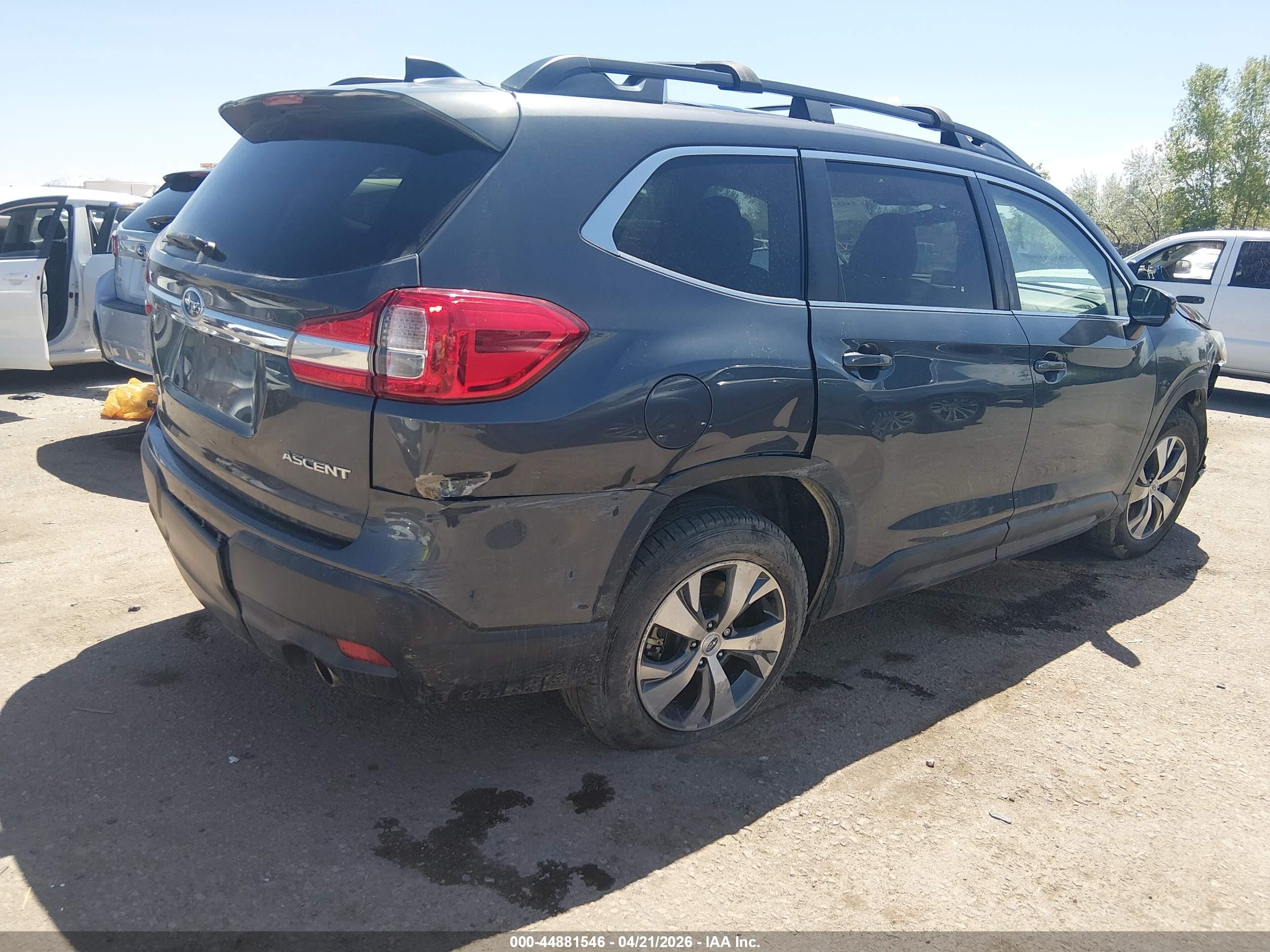 2021 Subaru Ascent Premium Gray vin: 4S4WMABD2M3442671