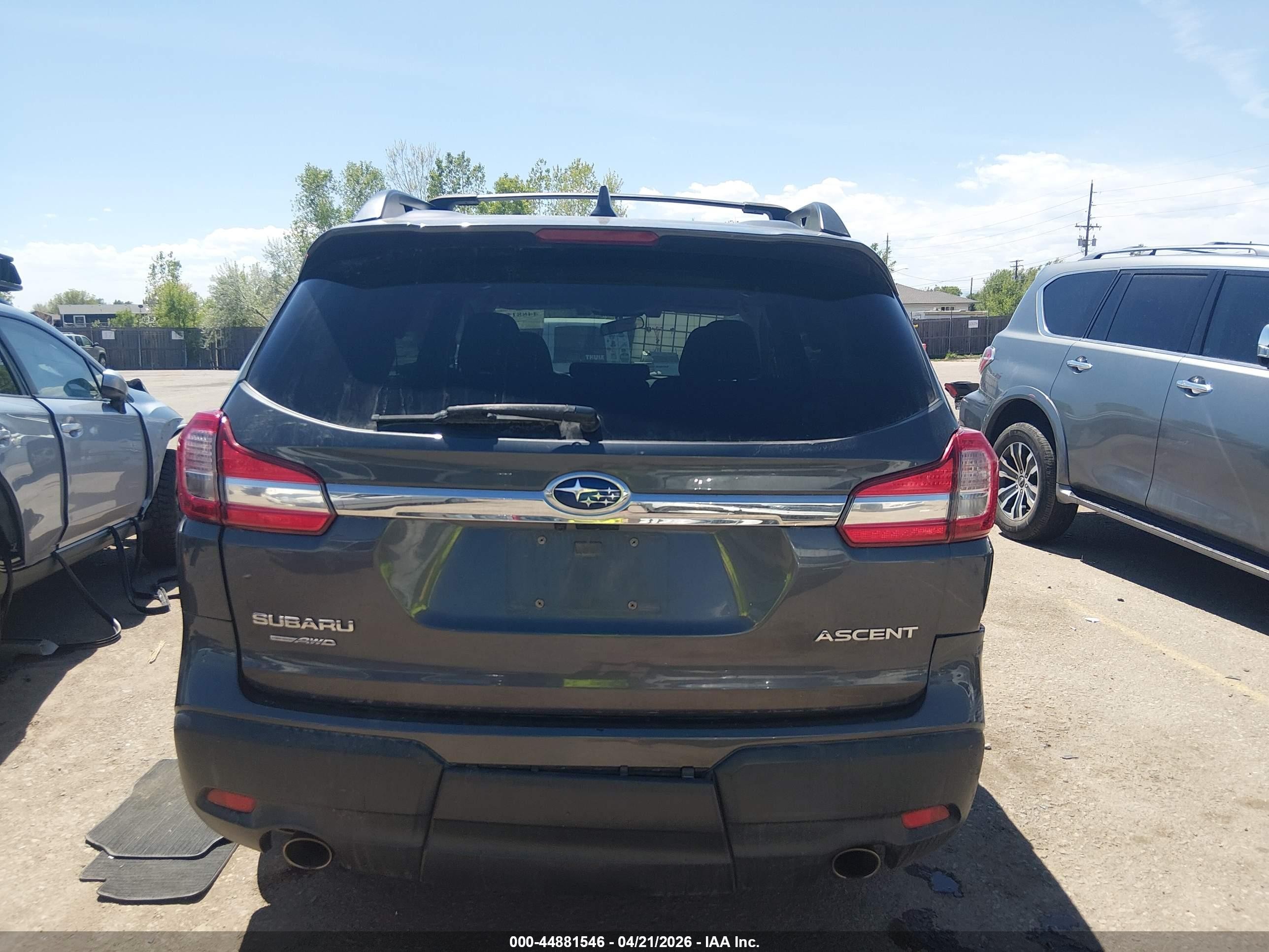 2021 Subaru Ascent Premium Gray vin: 4S4WMABD2M3442671