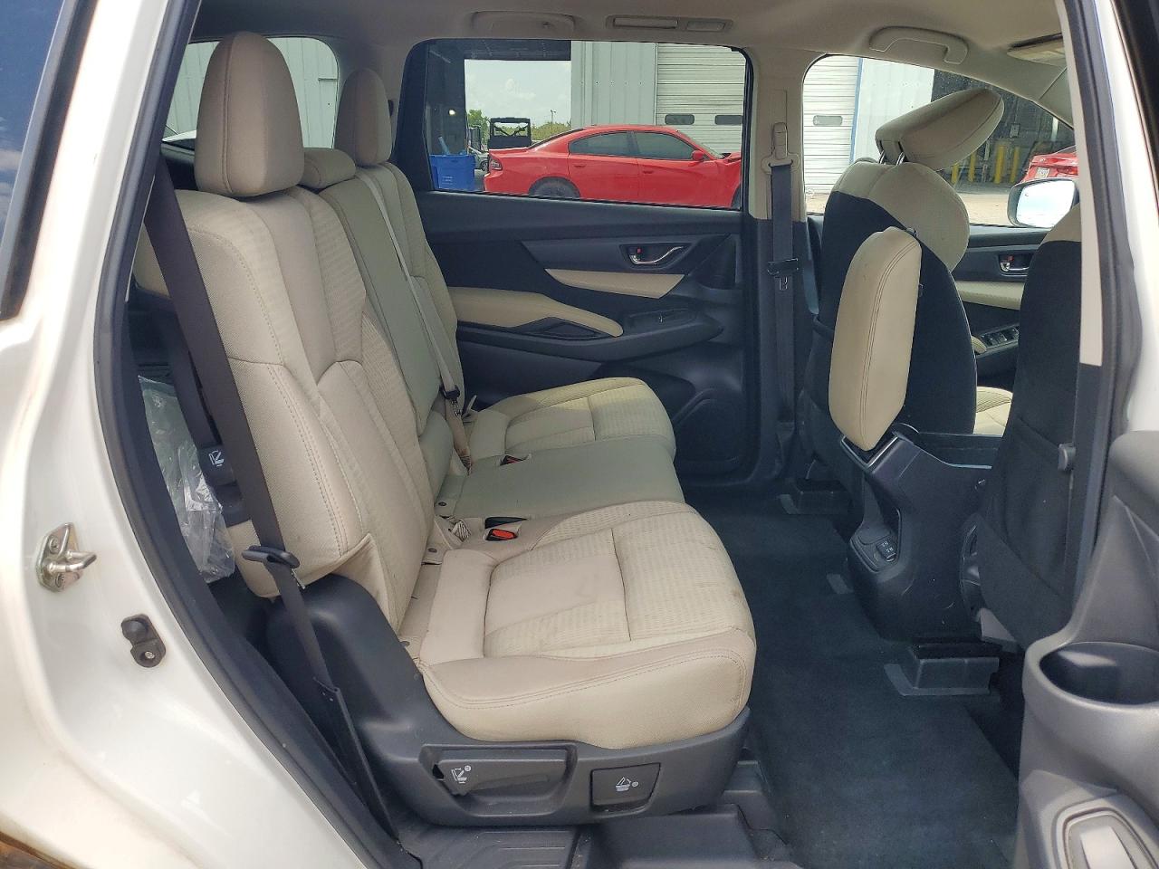 2019 Subaru Ascent Premium Белый vin: 4S4WMABD5K3454357