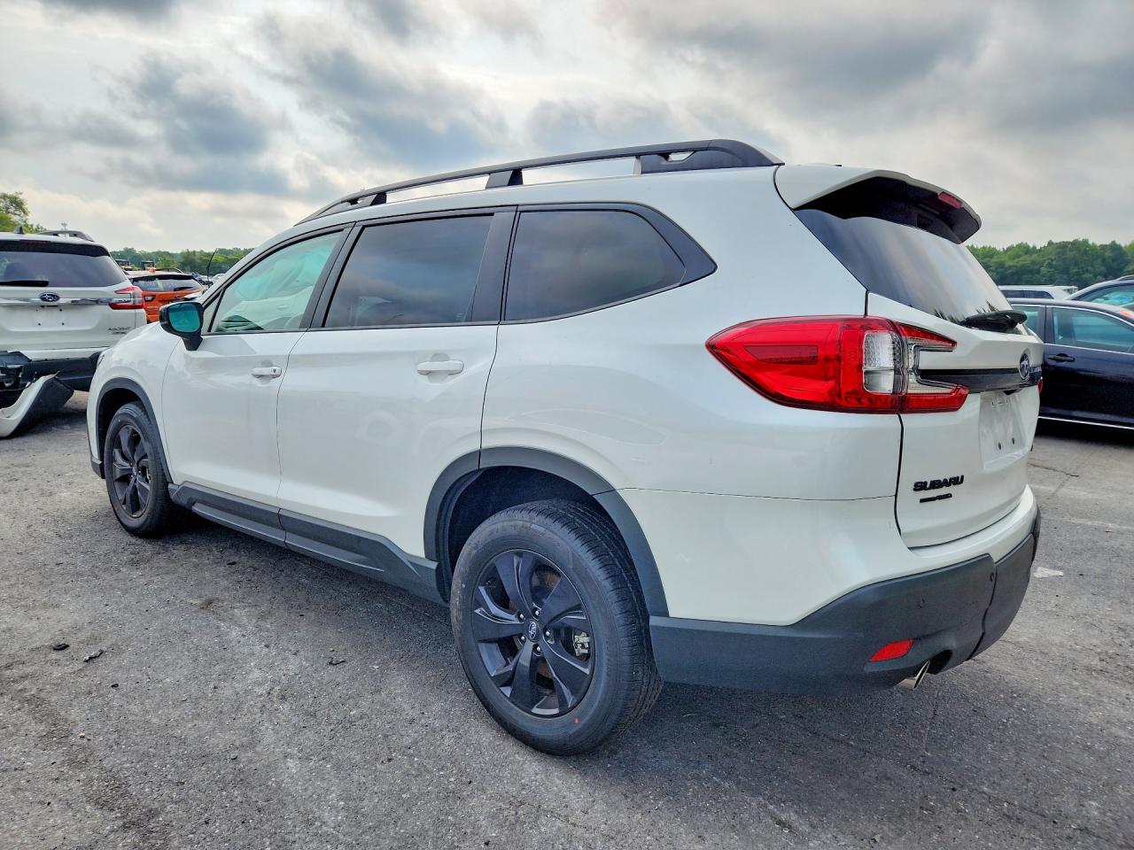 2026 Subaru Ascent Premium Белый vin: 4S4WMABDXT3404975