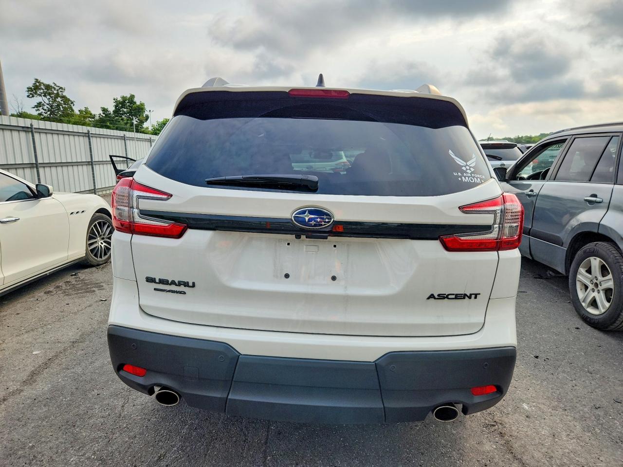 2026 Subaru Ascent Premium Белый vin: 4S4WMABDXT3404975