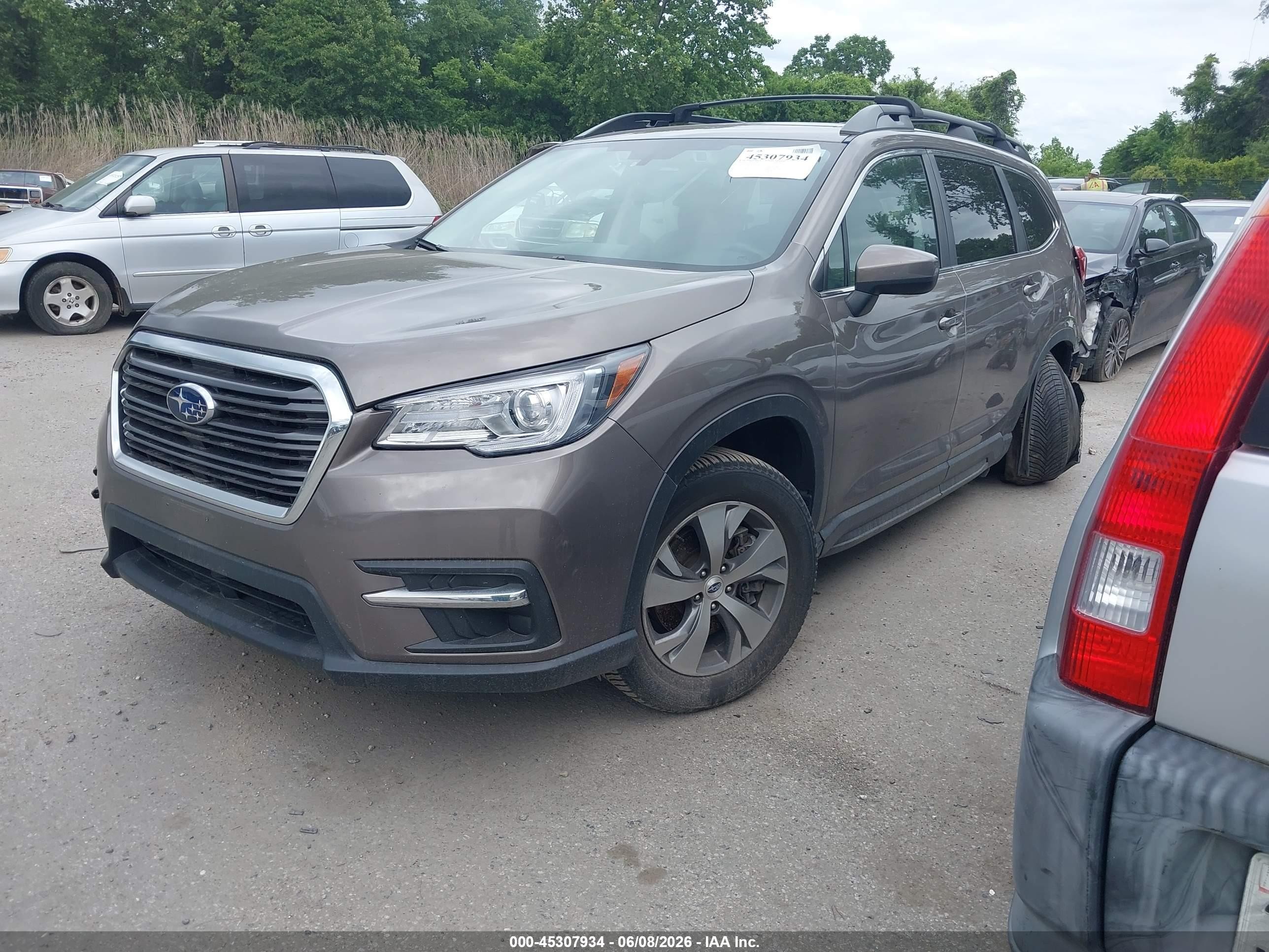 2021 Subaru Ascent Premium Brown vin: 4S4WMACD0M3404564